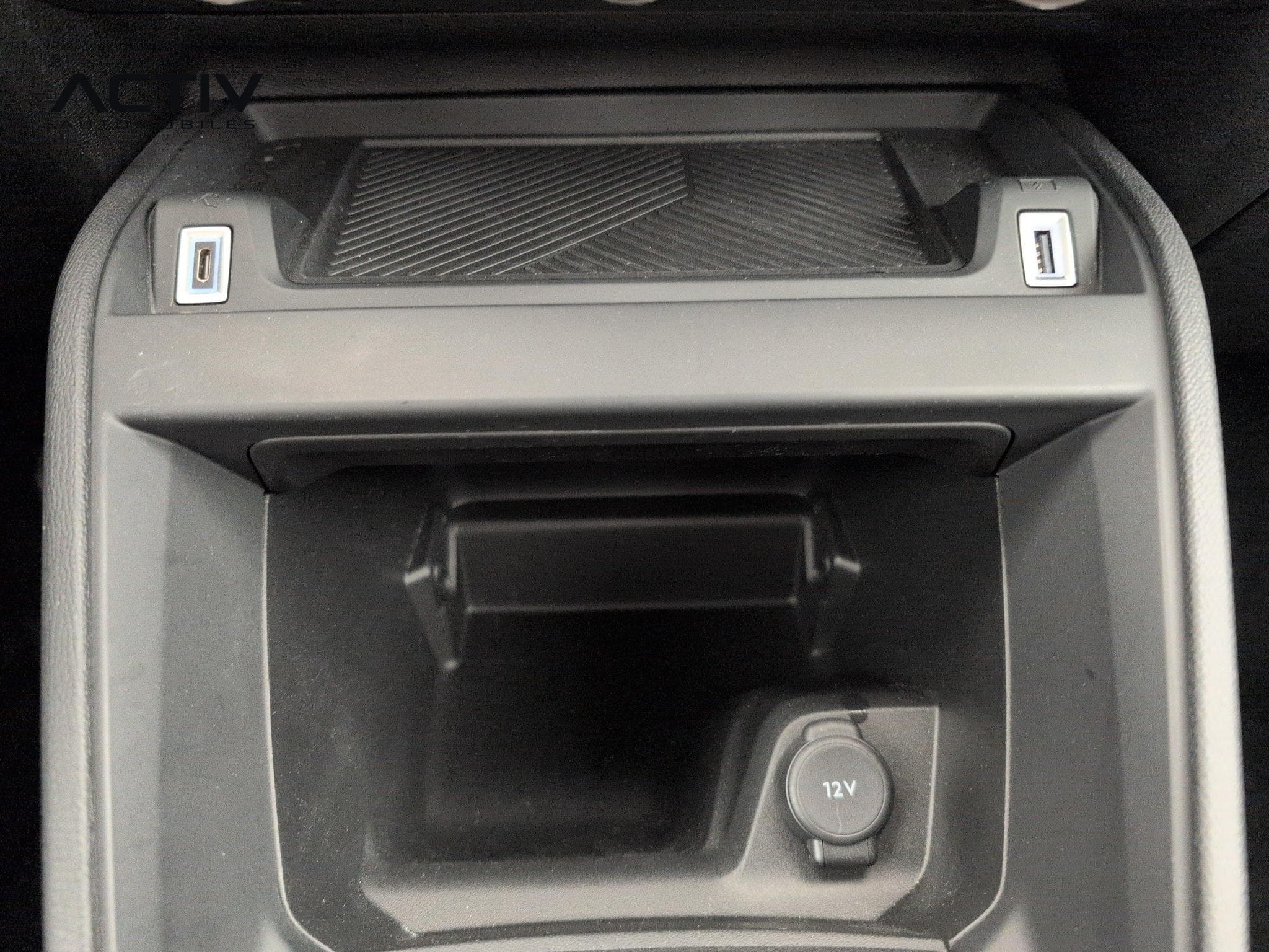Citroën C4 Hybride 110 ch e-DCS6 You (2025) - Photo 19