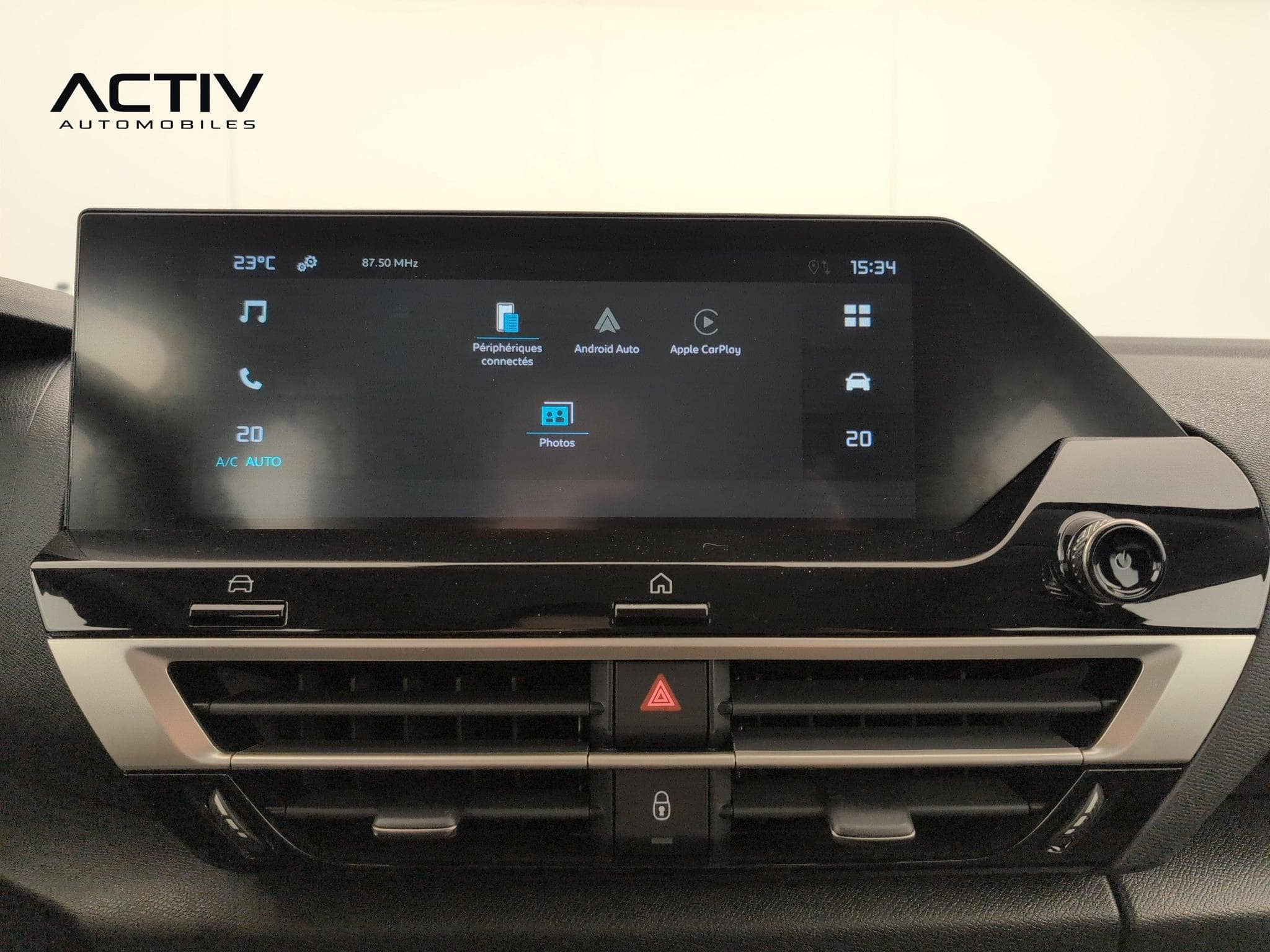 Citroën C4 Hybride 110 ch e-DCS6 You (2025) - Photo 18