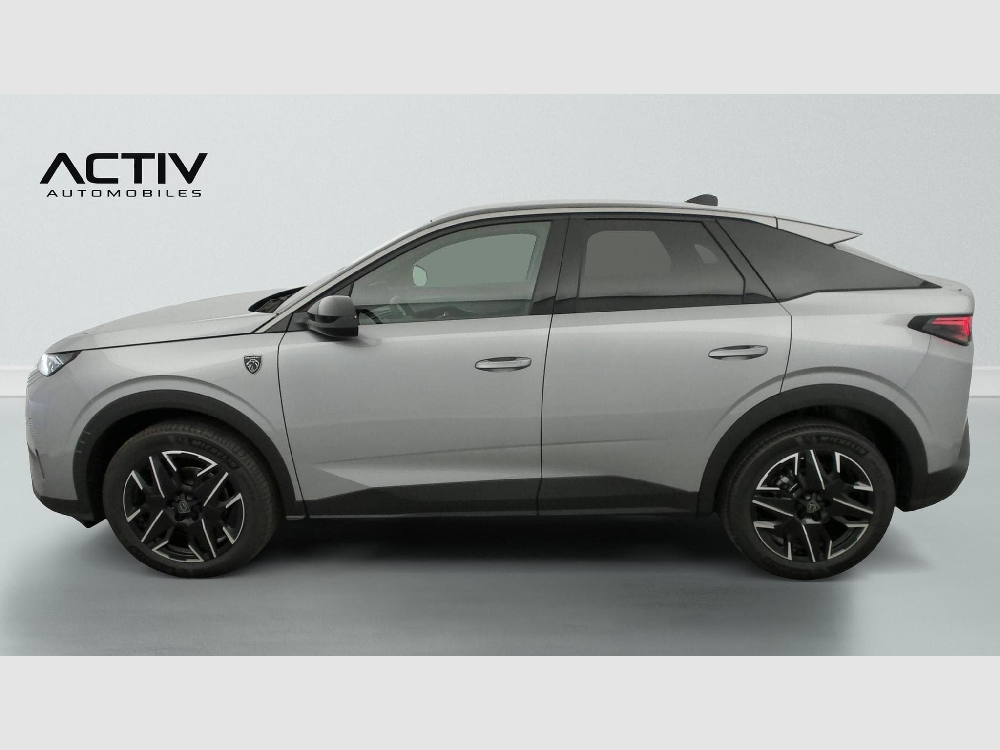 Peugeot 3008 Hybrid 145 e-DCS6 GT (2025) - Photo 4