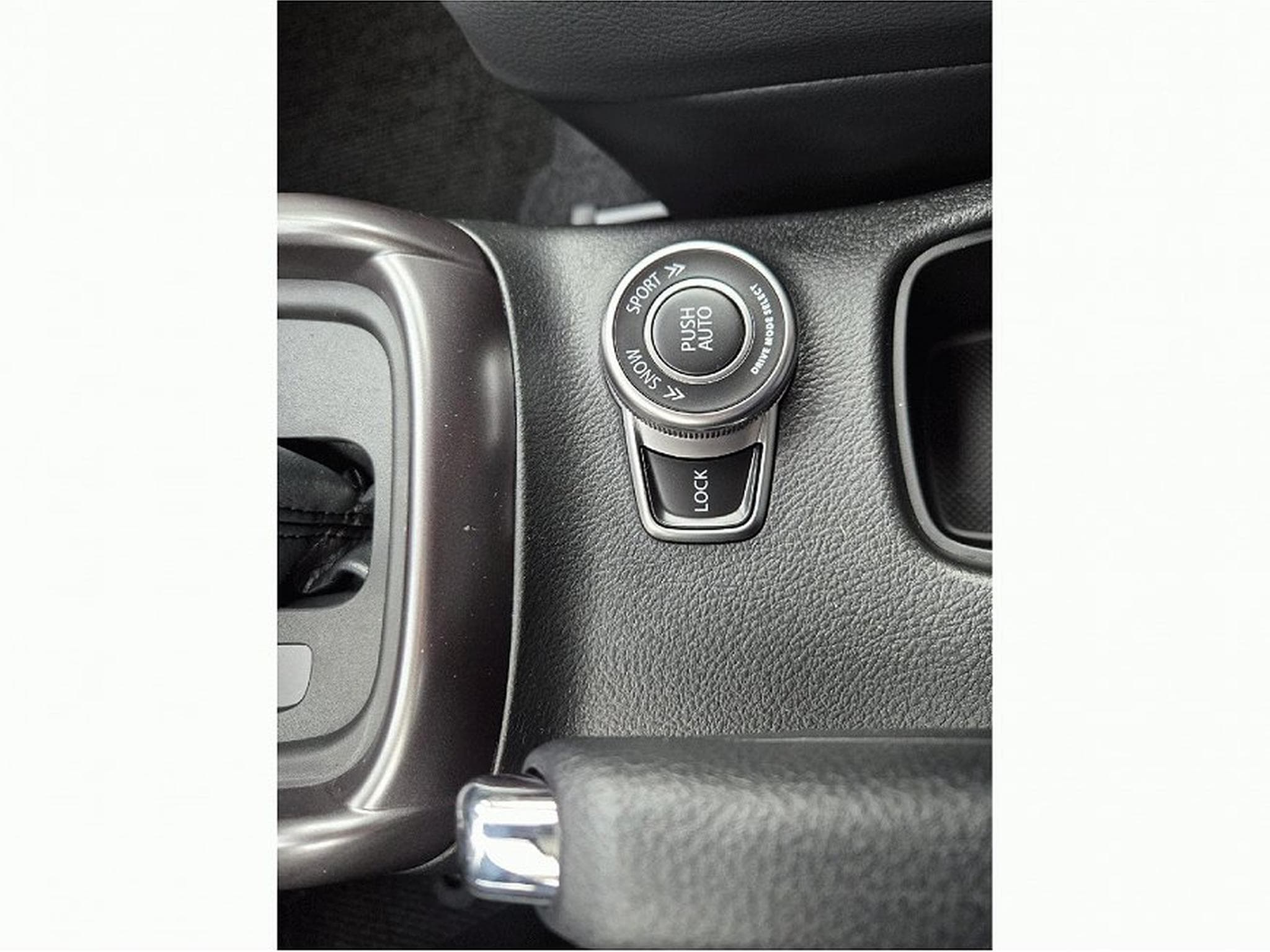 Suzuki S-Cross (2026) - Photo 22