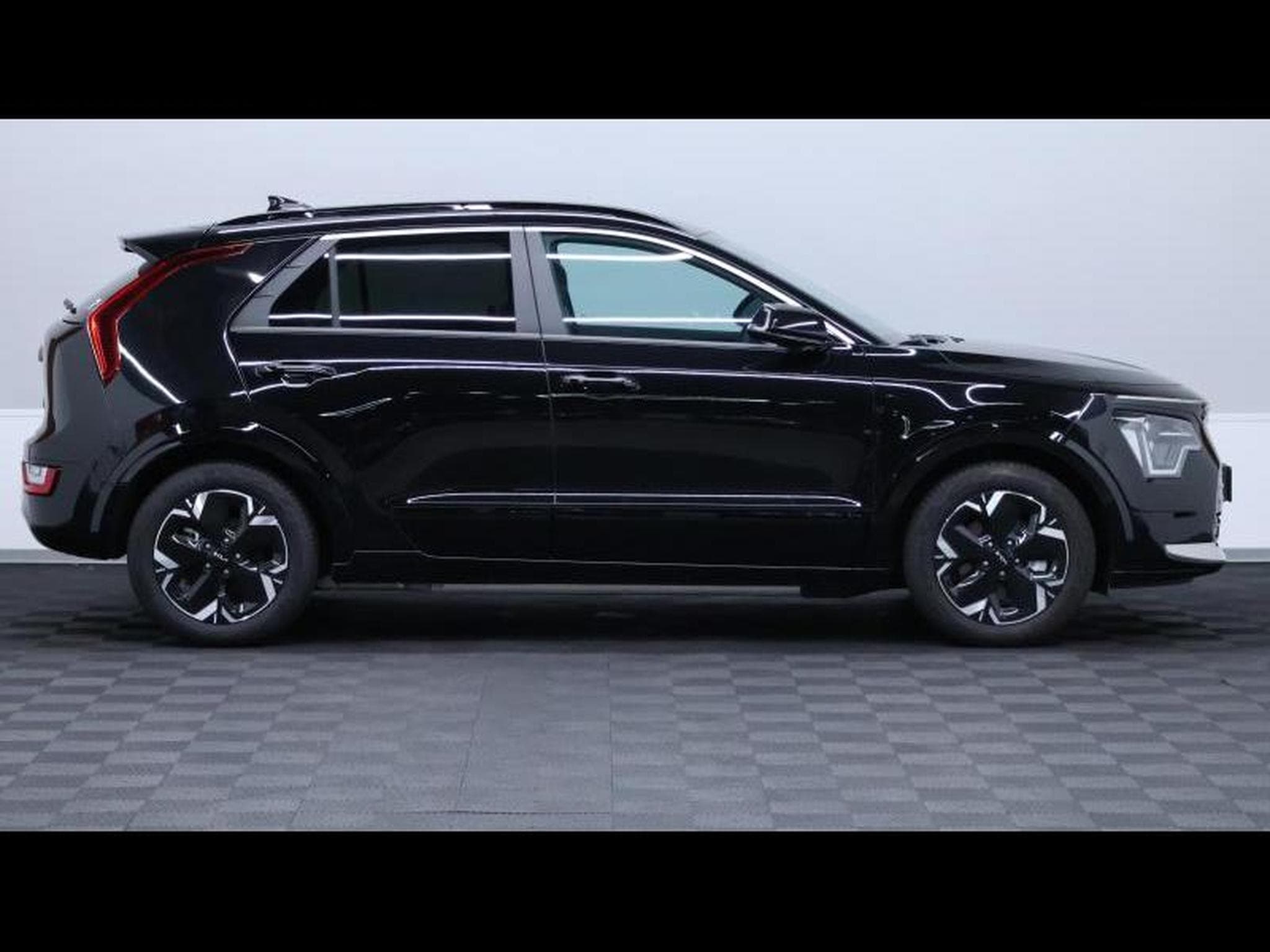 Kia Niro EV MY24 PACE 64 (2024) - Foto 4