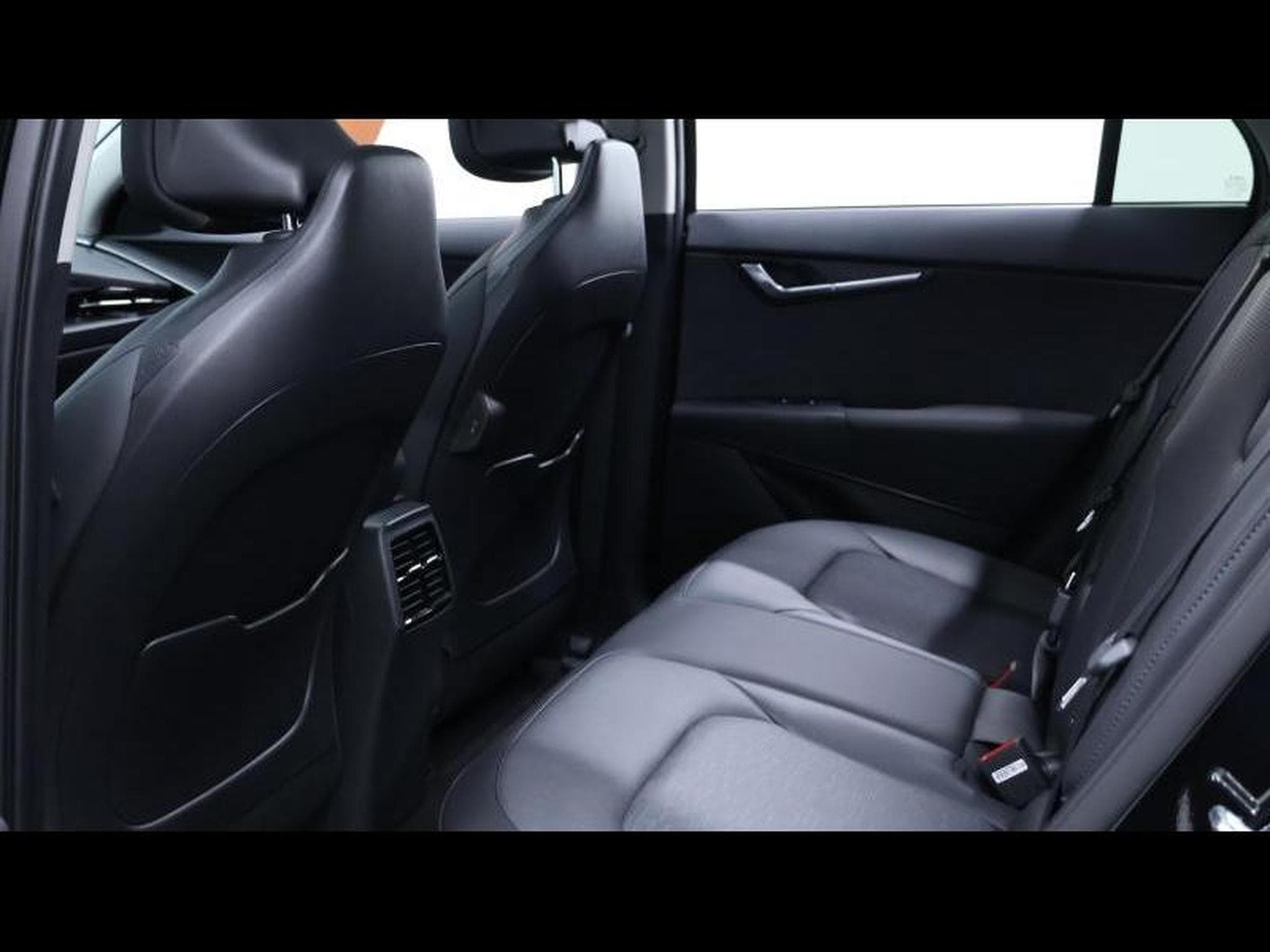 Kia Niro EV MY24 PACE 64 (2024) - Foto 18