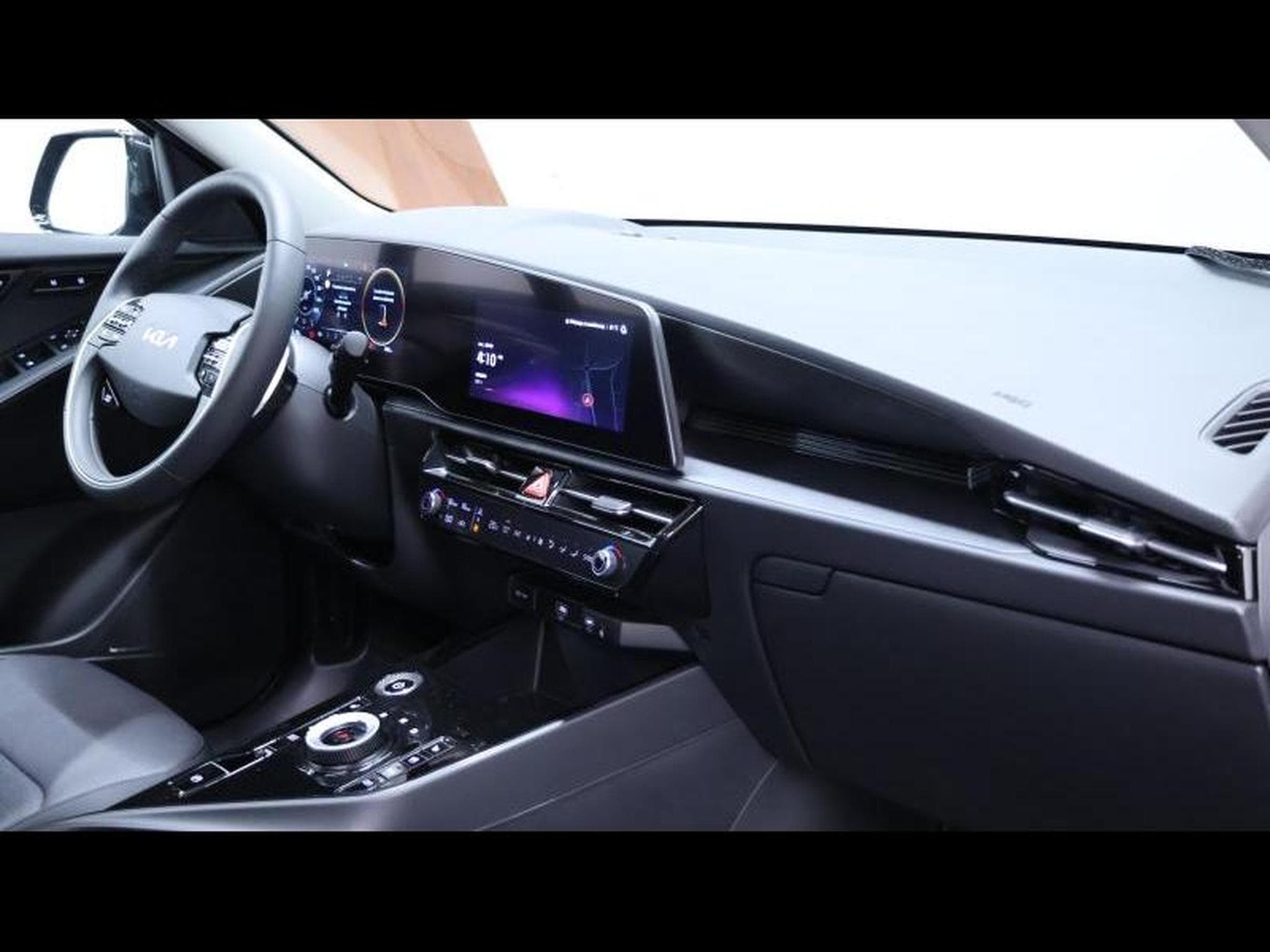 Kia Niro EV MY24 PACE 64 (2024) - Foto 22