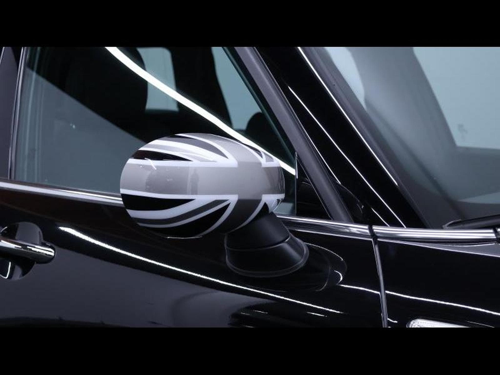 MINI One 1.5 102 Steptronic (2020) - Photo 10
