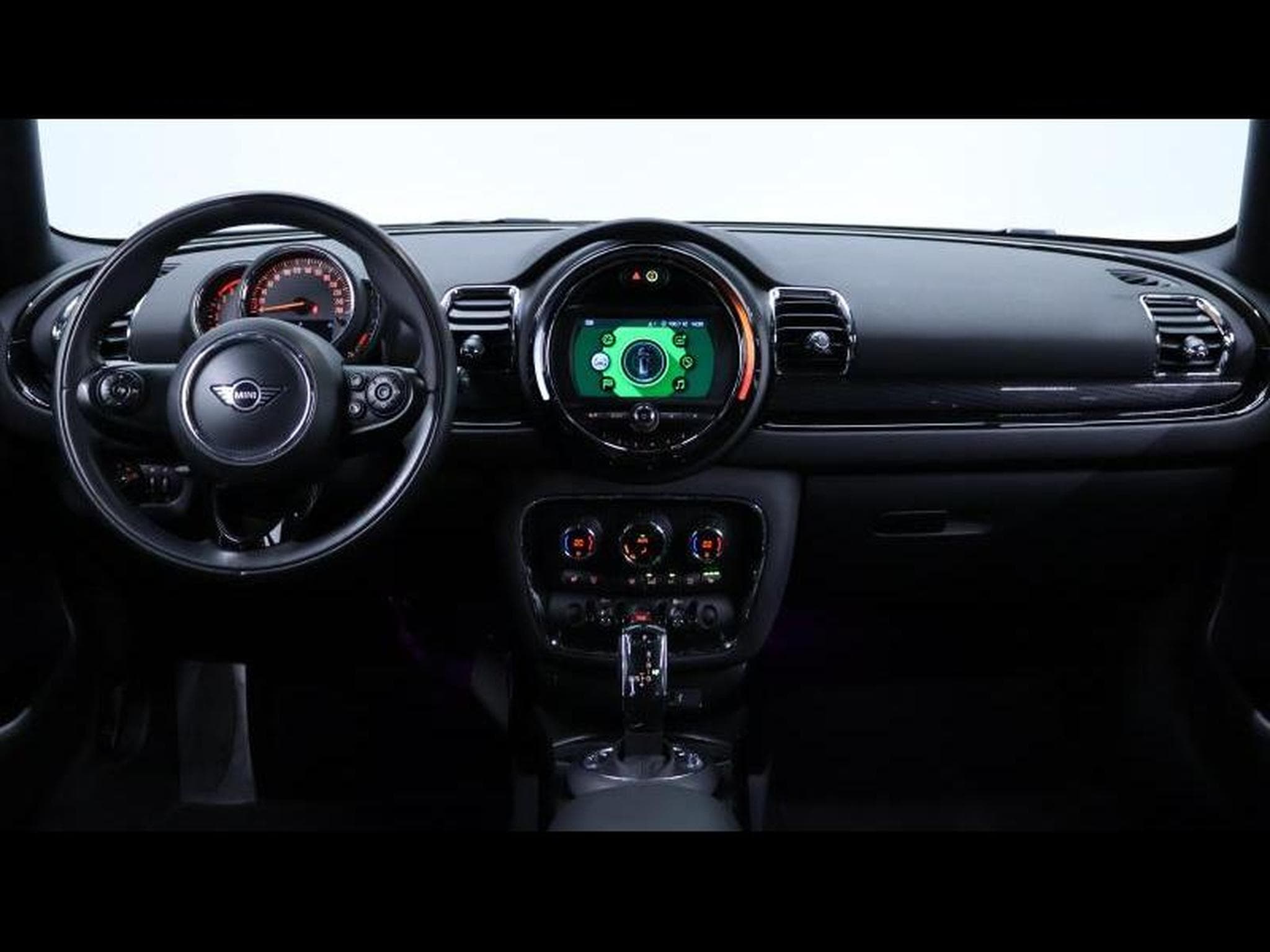 MINI One 1.5 102 Steptronic (2020) - Photo 22