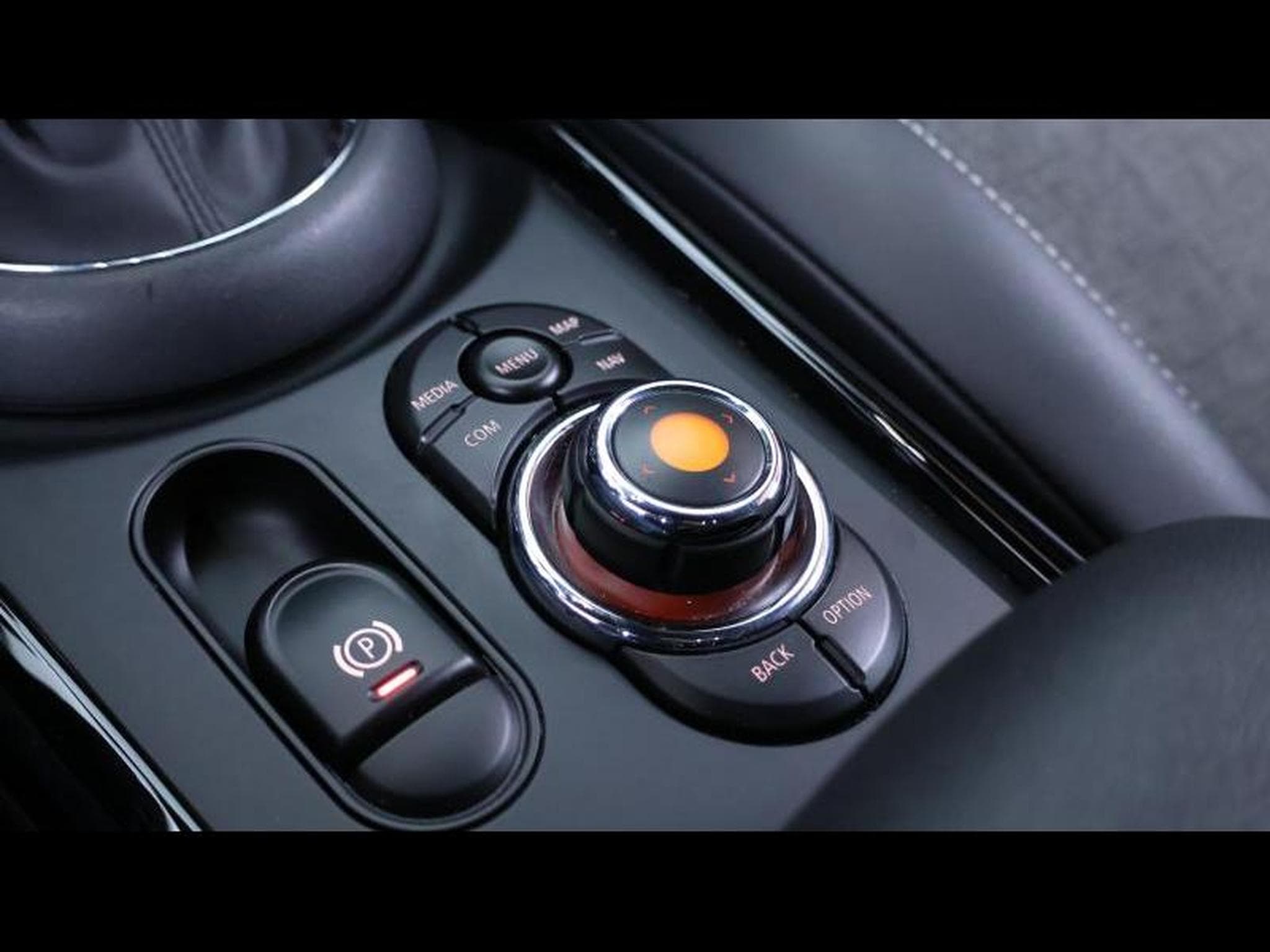 MINI One 1.5 102 Steptronic (2020) - Photo 27
