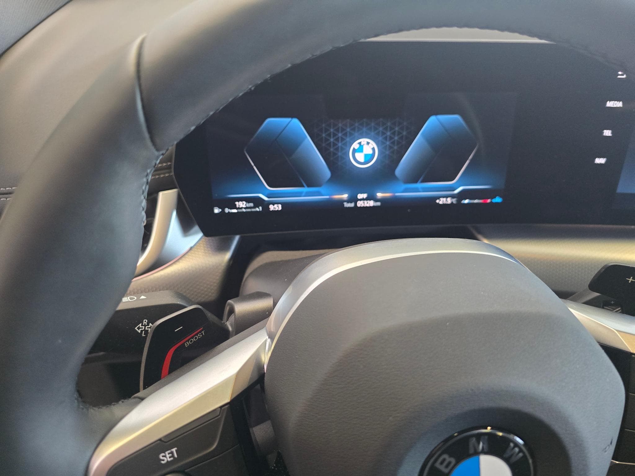BMW X1 sDrive 18i M-Sport, Toit ouvrant (2025) - Foto 5