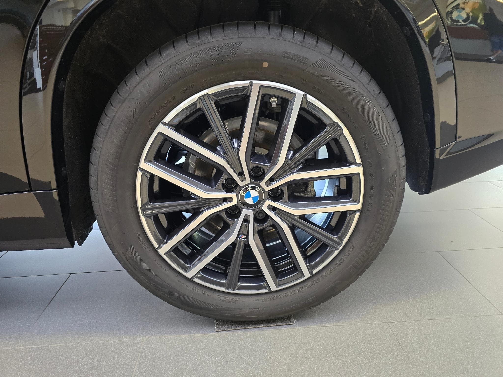 BMW X1 sDrive 18i M-Sport, Toit ouvrant (2025) - Foto 2