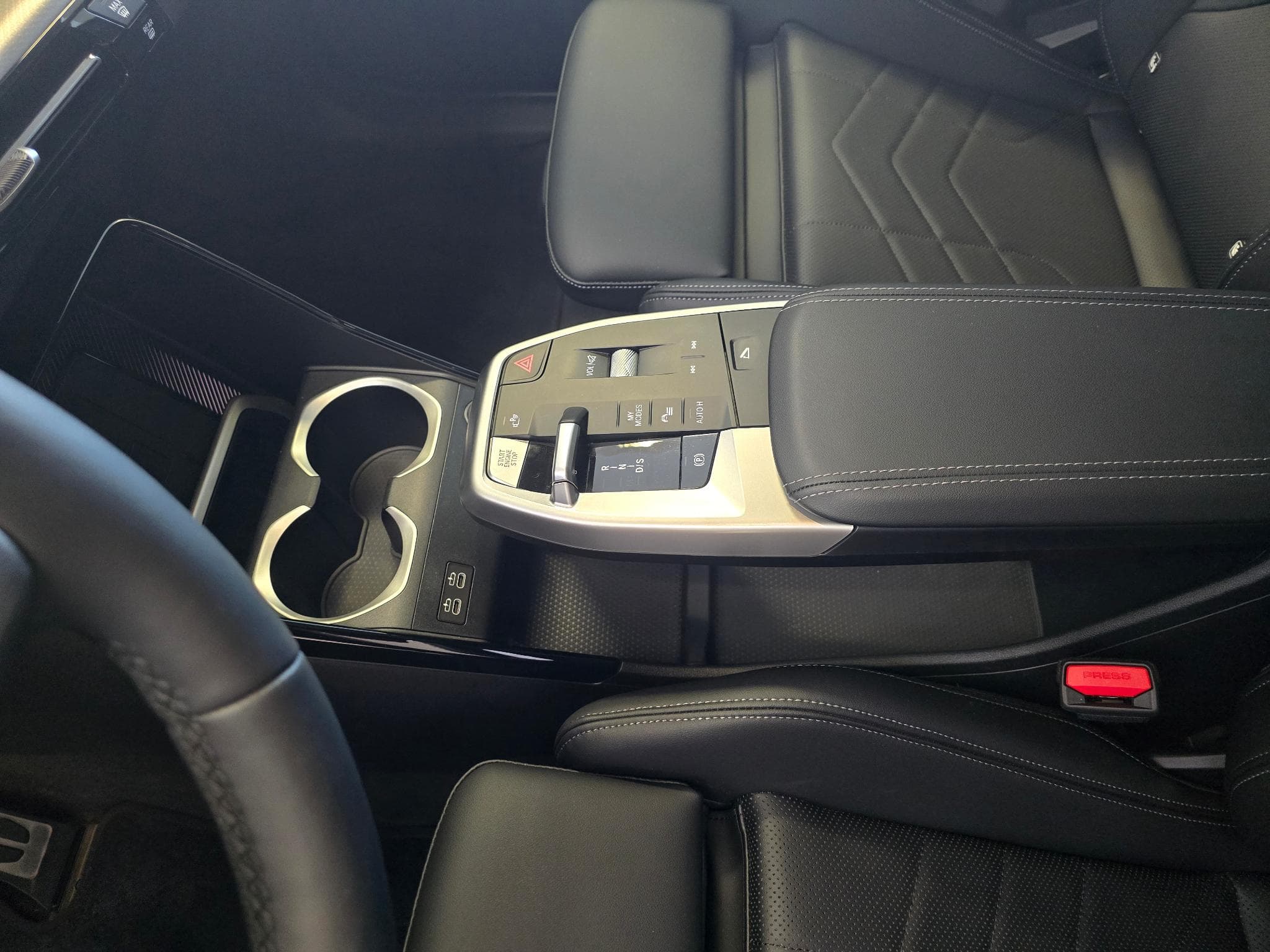 BMW X1 sDrive 18i M-Sport, Toit ouvrant (2025) - Foto 4