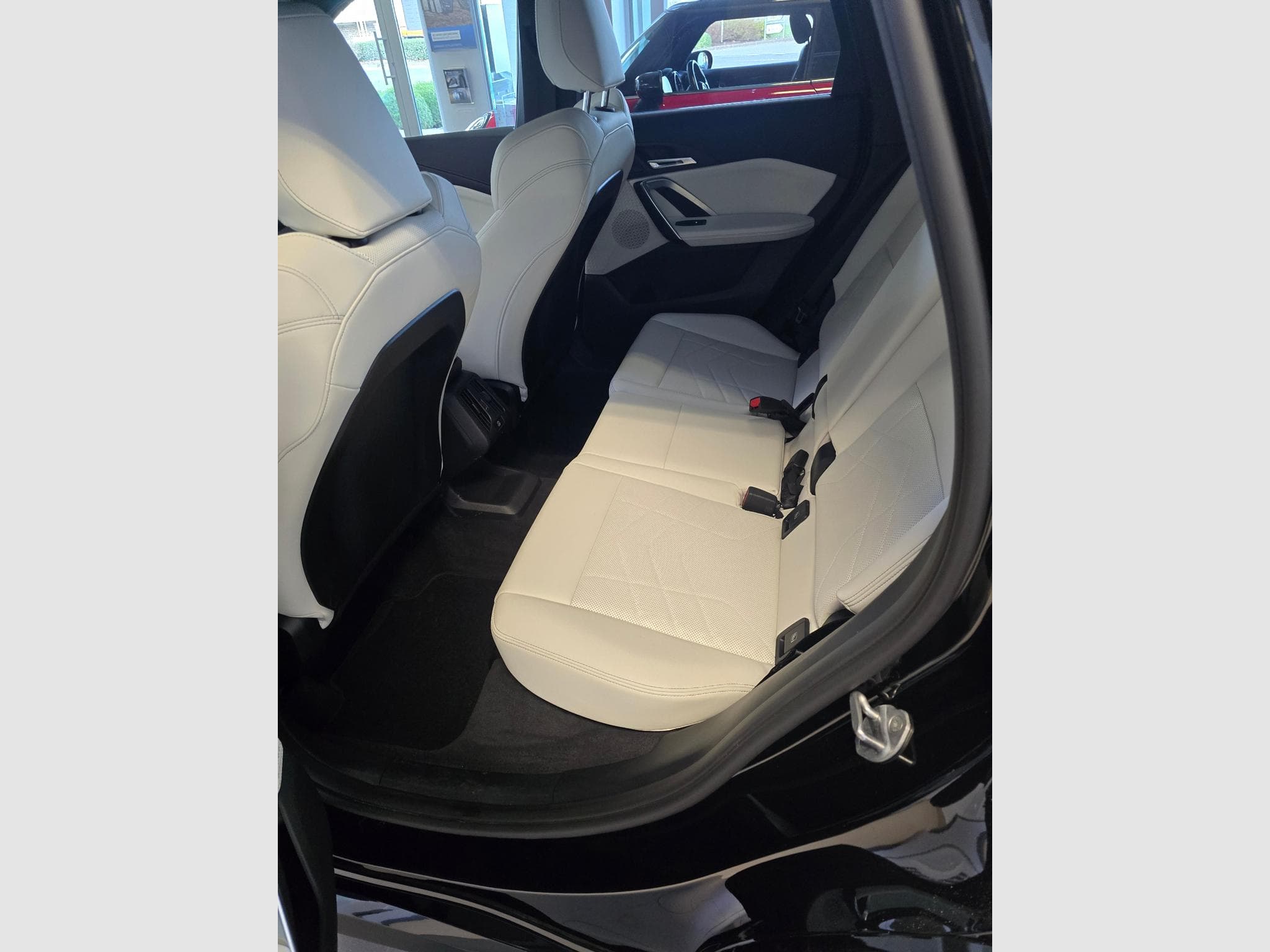 BMW X1 sDrive 18i M-Sport, Toit ouvrant (2026) - Photo 5