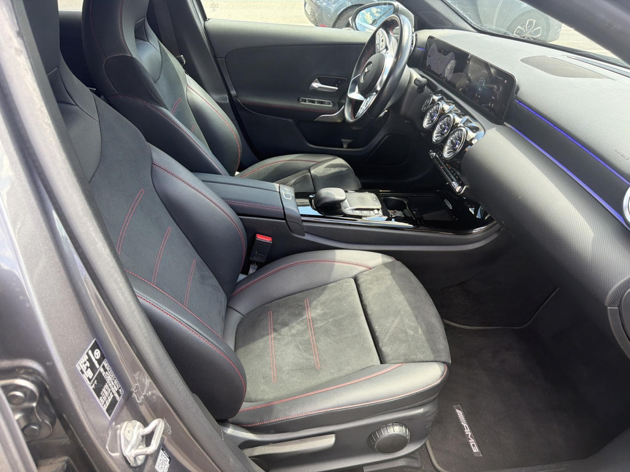Mercedes A 220 AMG LINE 190CV (2021) - Foto 11