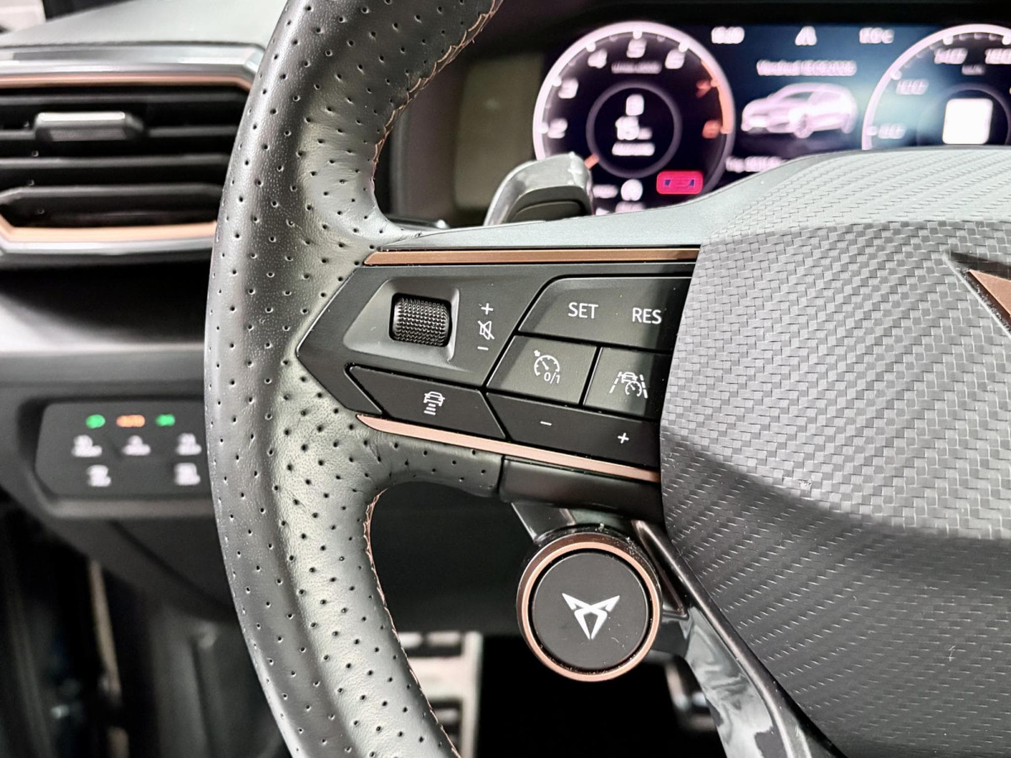 Cupra Leon VZ 2.0 TSI 300CV *VSS* BEATS * CAM *  MATRIX * (2024) - Foto 11