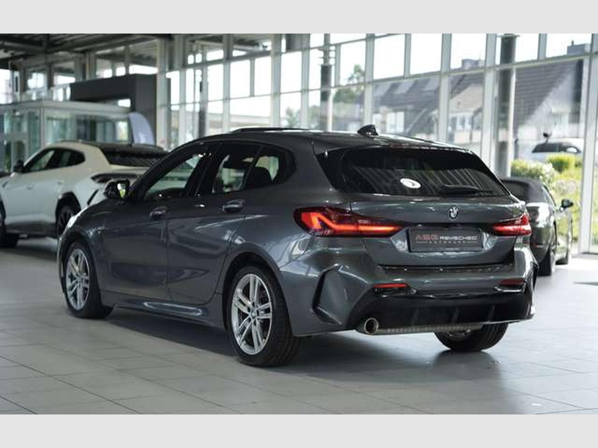 BMW 118 i Aut. M Sportpaket *1.HD *ACC *Memory *Pano (2021) - Photo 10