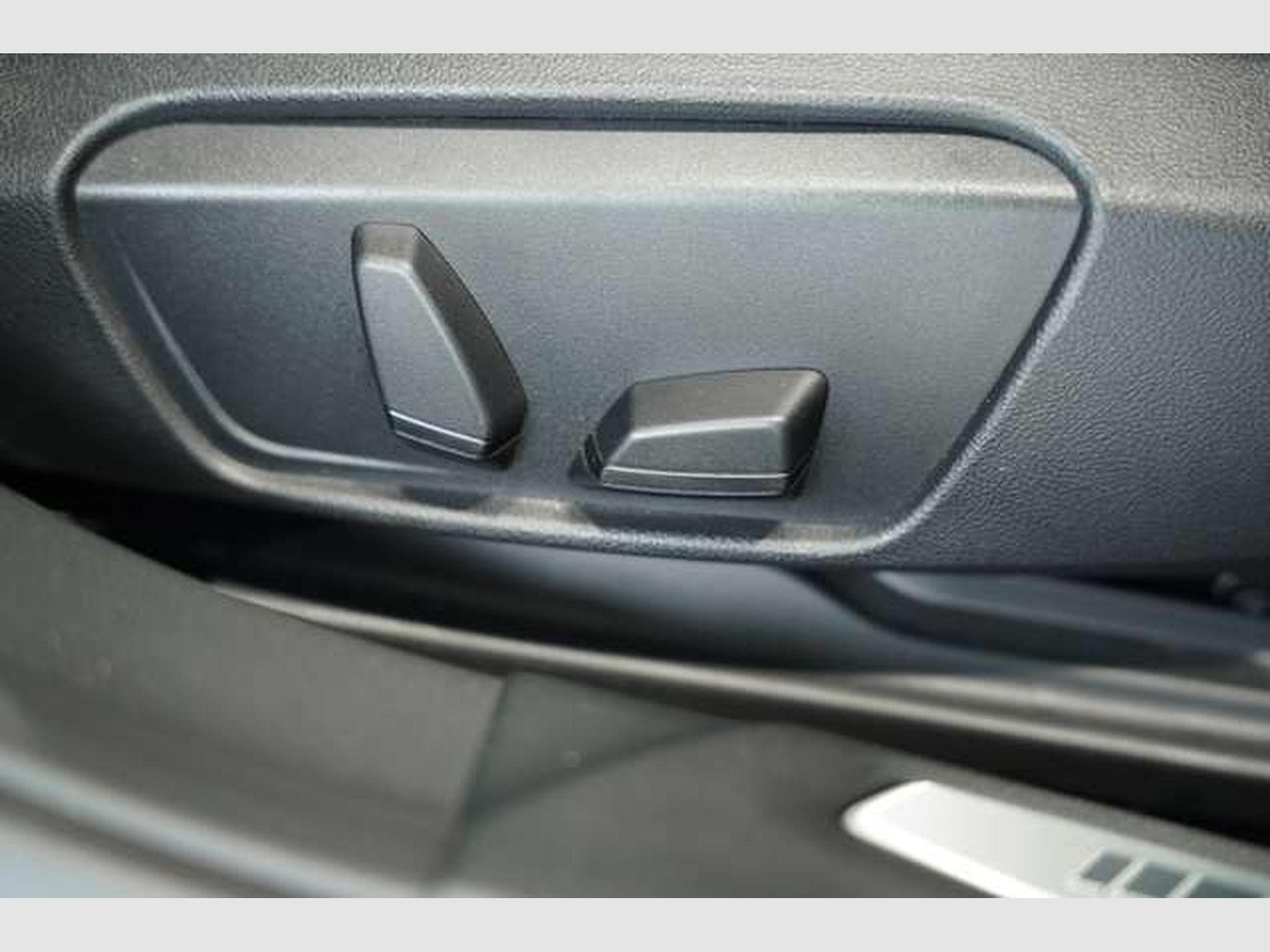 BMW 118 i Aut. M Sportpaket *1.HD *ACC *Memory *Pano (2021) - Photo 22