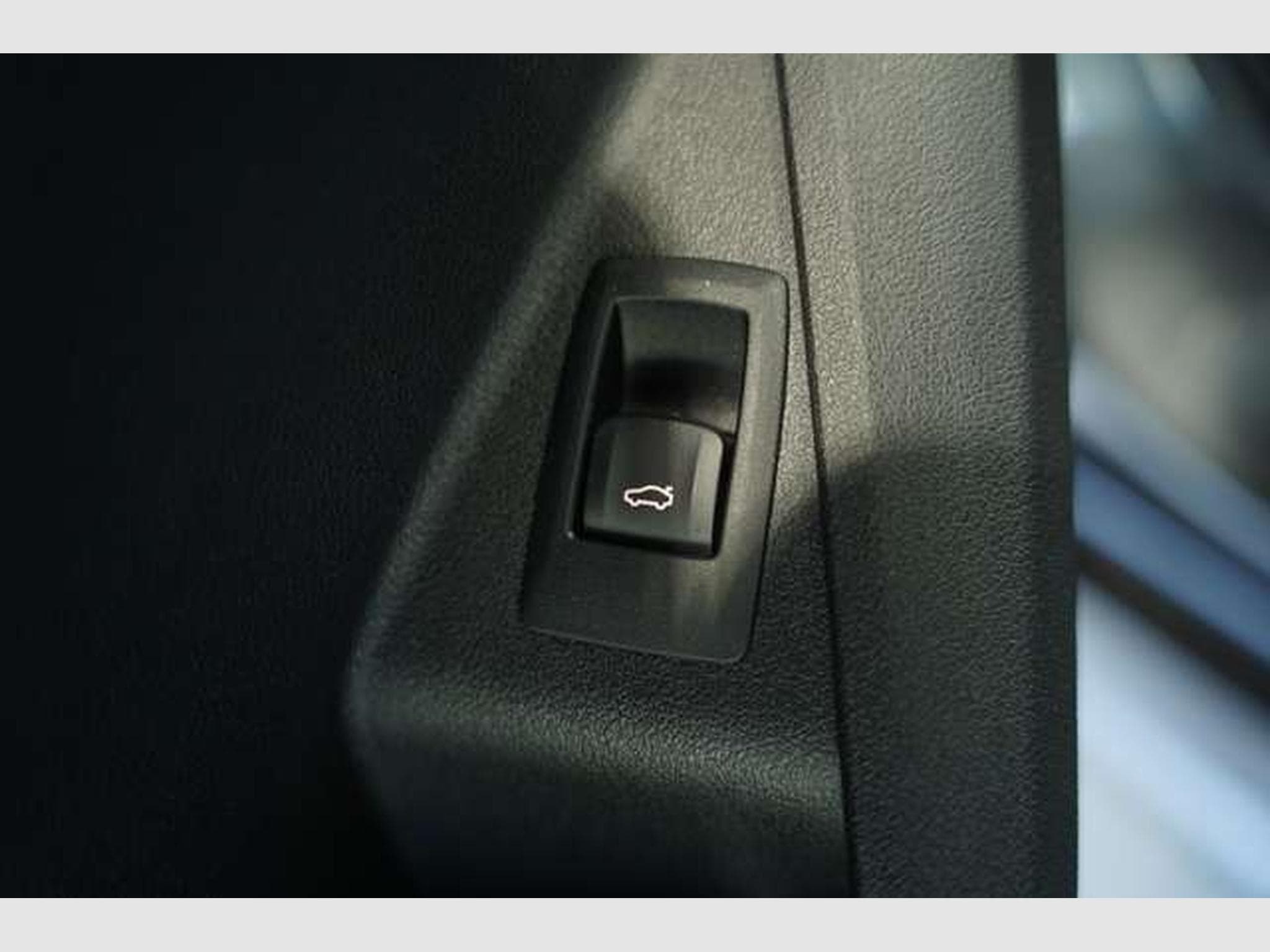 BMW 118 i Aut. M Sportpaket *1.HD *ACC *Memory *Pano (2021) - Photo 30