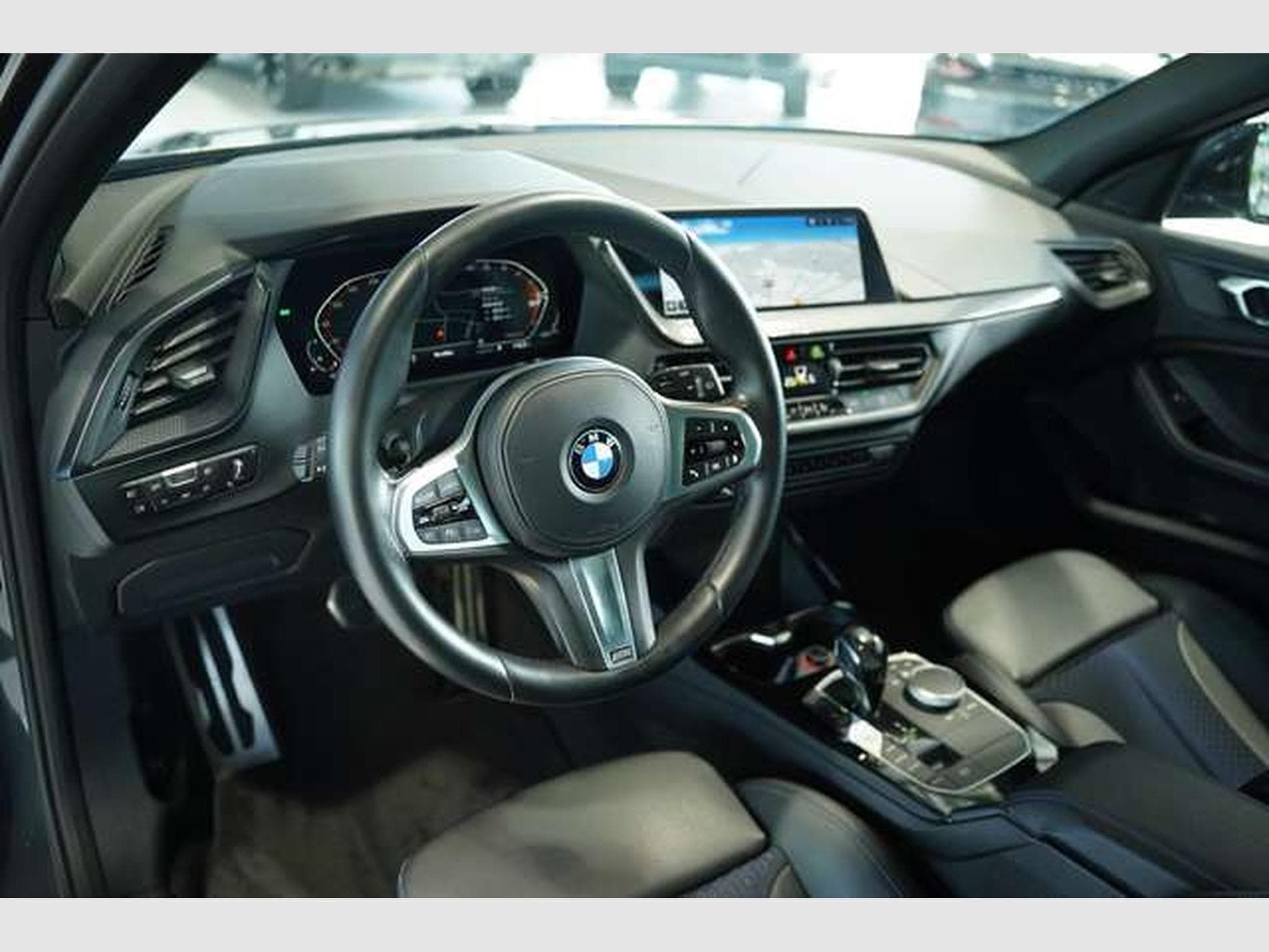 BMW 118 i Aut. M Sportpaket *1.HD *ACC *Memory *Pano (2021) - Photo 27
