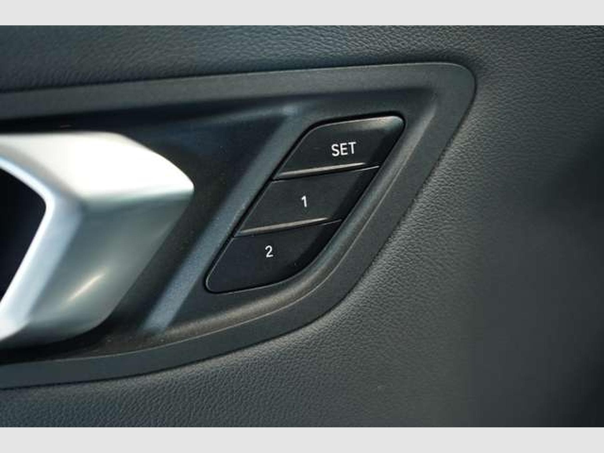 BMW 118 i Aut. M Sportpaket *1.HD *ACC *Memory *Pano (2021) - Photo 29
