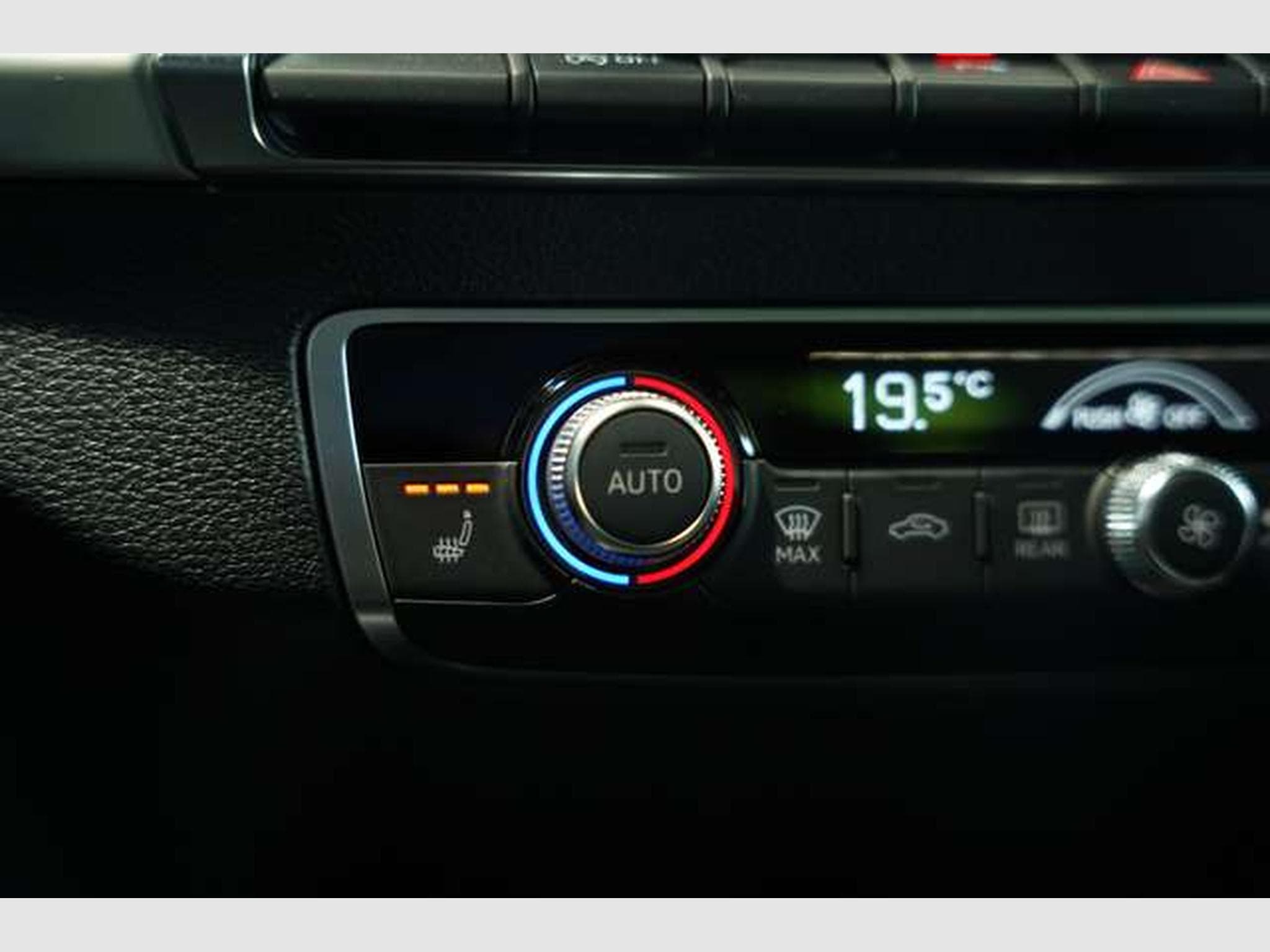 Audi Q2 40 TFSI q. S line *Virtual*Matrix*B&O*Leder (2021) - Photo 36