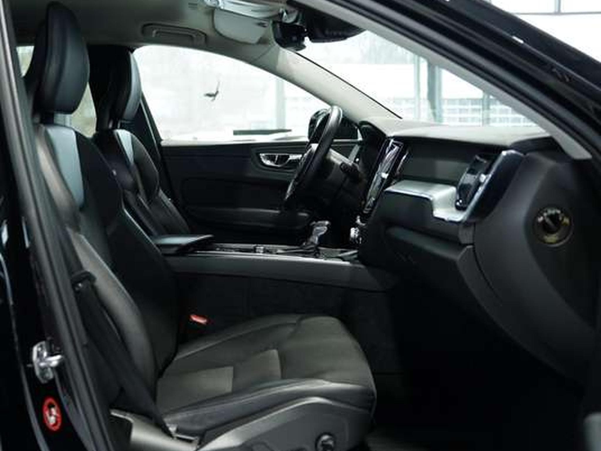 Volvo XC60 Momentum 2WD *H-UP *Kamera *Digital *Navi (2018) - Photo 13