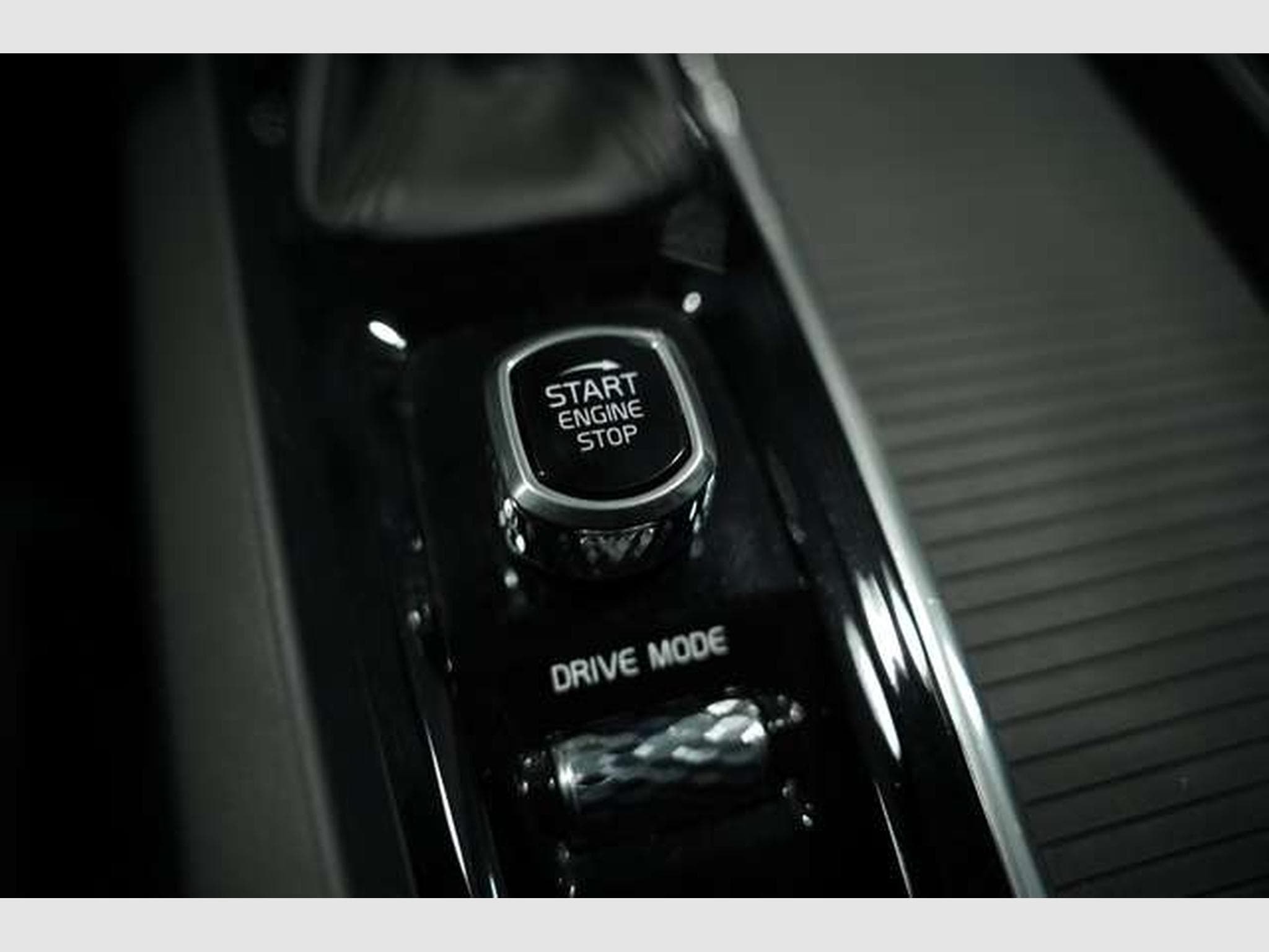 Volvo XC60 Momentum 2WD *H-UP *Kamera *Digital *Navi (2018) - Photo 21