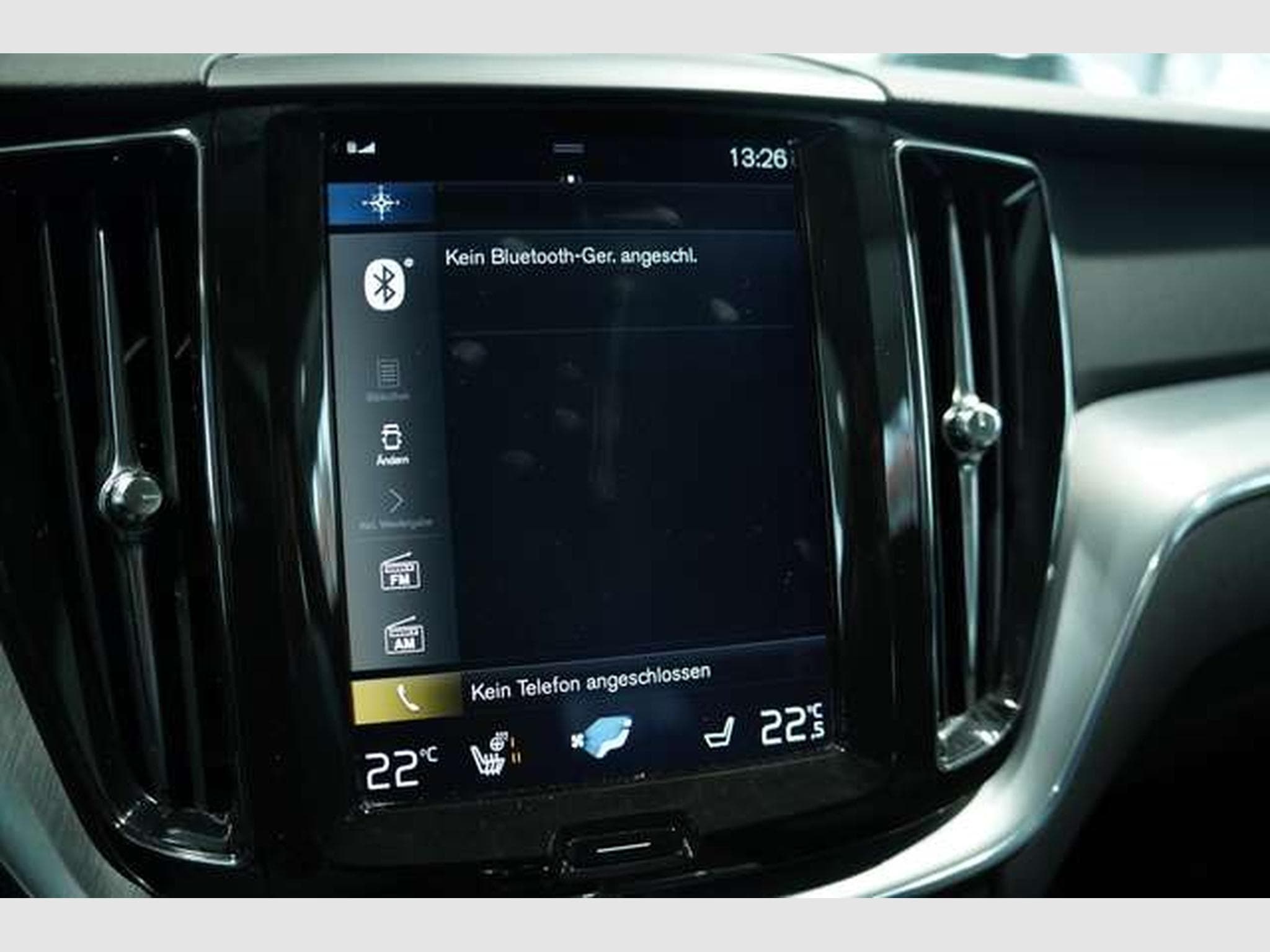 Volvo XC60 Momentum 2WD *H-UP *Kamera *Digital *Navi (2018) - Photo 24