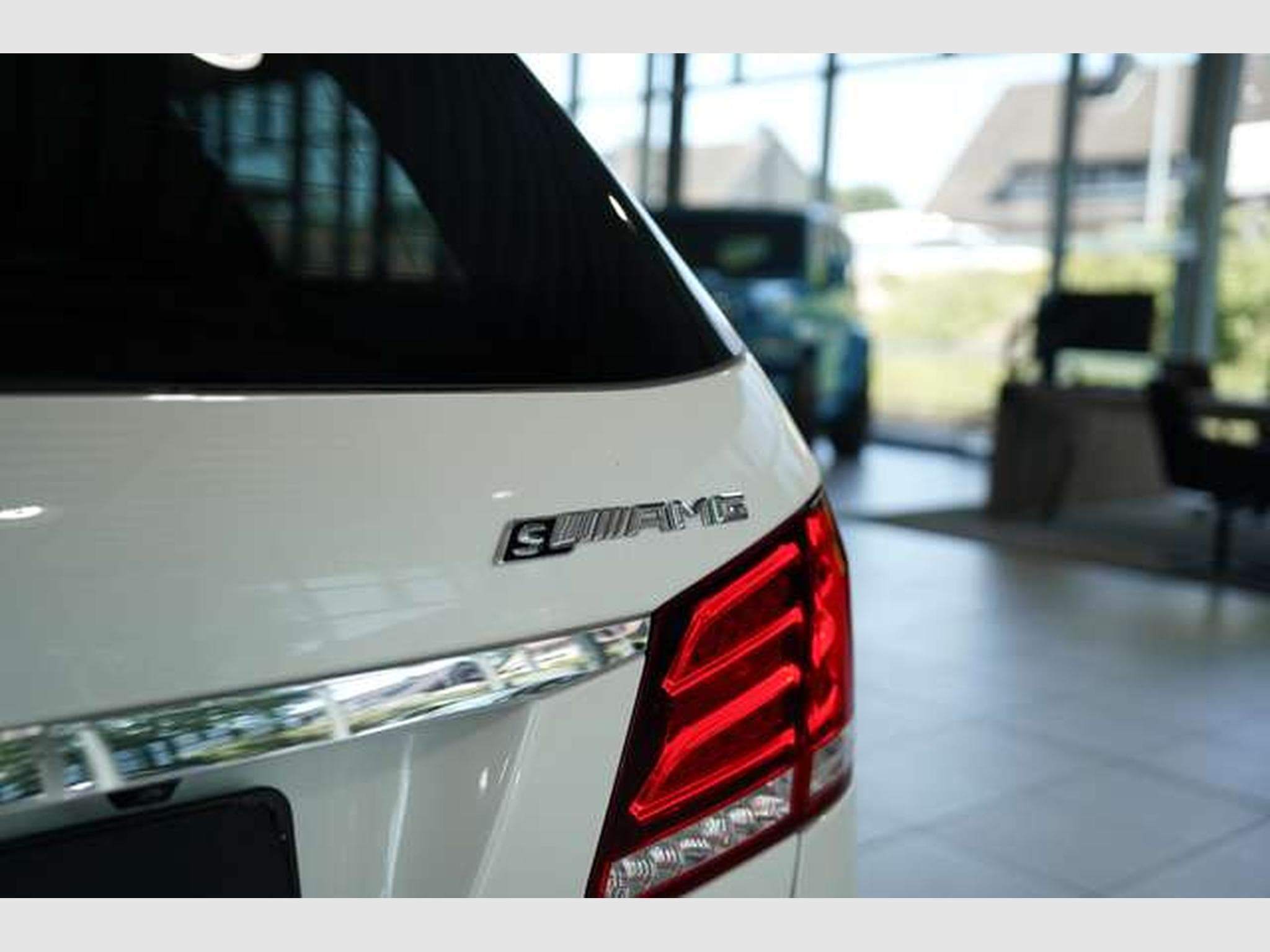 Mercedes E 63 AMG T 4M *Pano*Driver?sPackage*H&K*Designo (2014) - Photo 19