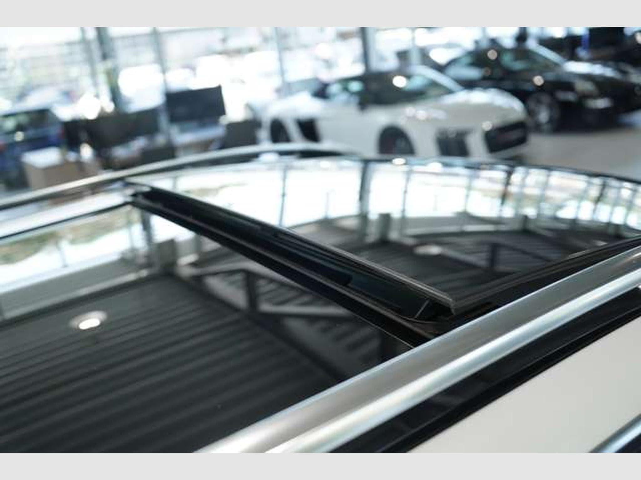 Mercedes E 63 AMG T 4M *Pano*Driver?sPackage*H&K*Designo (2014) - Photo 14