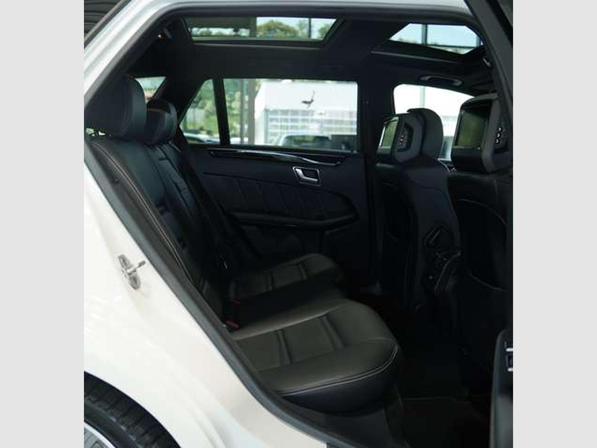 Mercedes E 63 AMG T 4M *Pano*Driver?sPackage*H&K*Designo (2014) - Photo 25