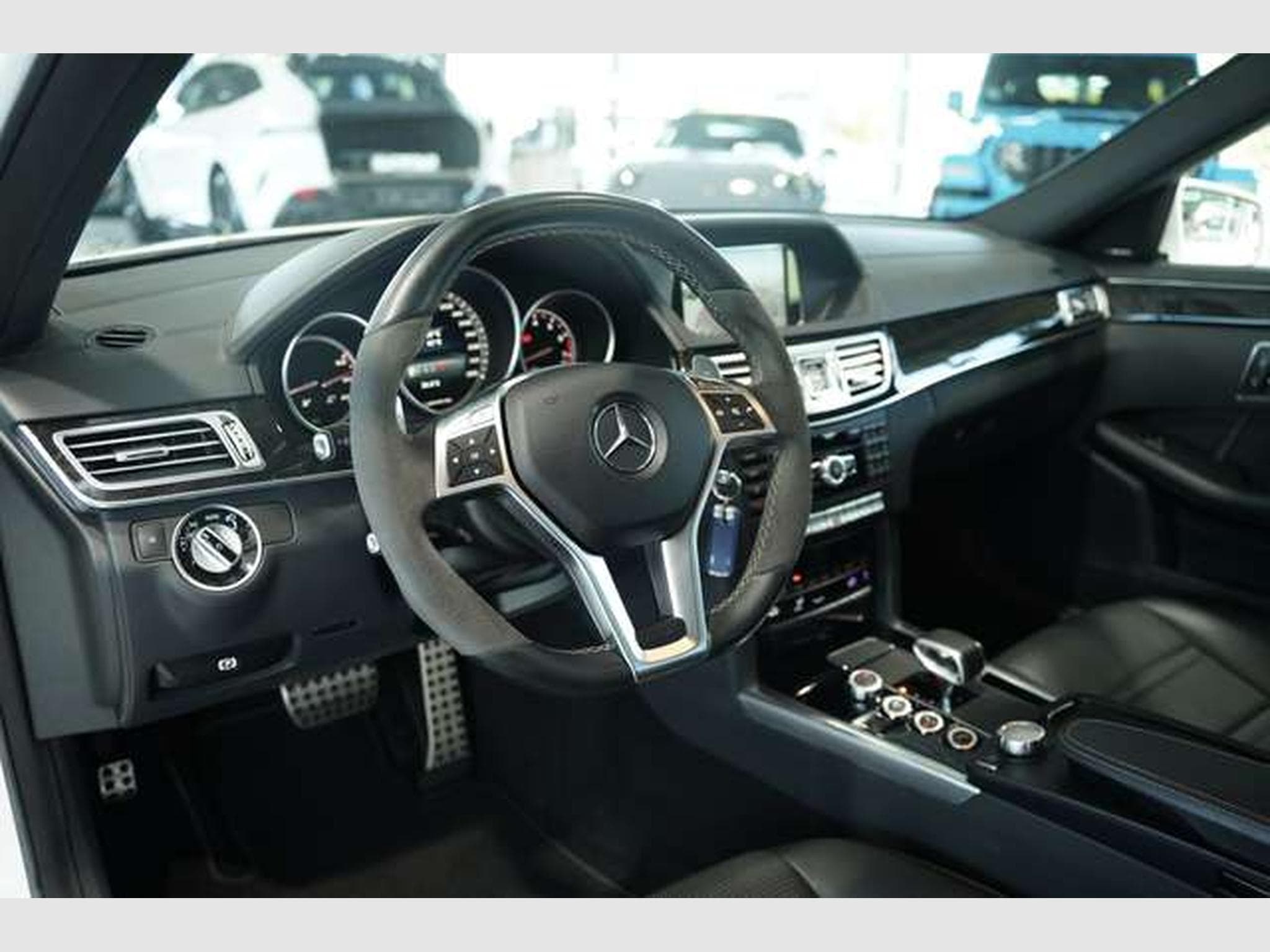Mercedes E 63 AMG T 4M *Pano*Driver?sPackage*H&K*Designo (2014) - Photo 30
