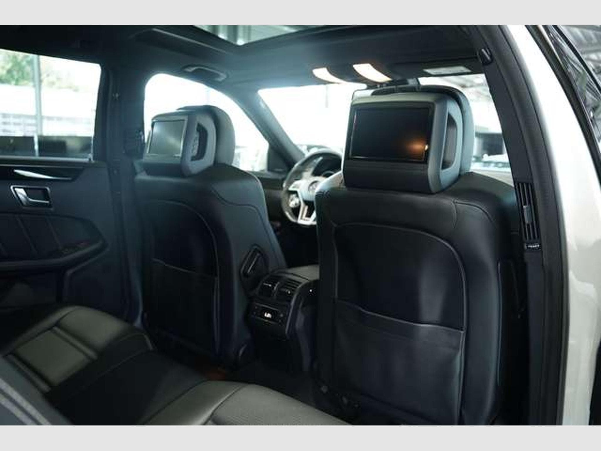 Mercedes E 63 AMG T 4M *Pano*Driver?sPackage*H&K*Designo (2014) - Photo 48