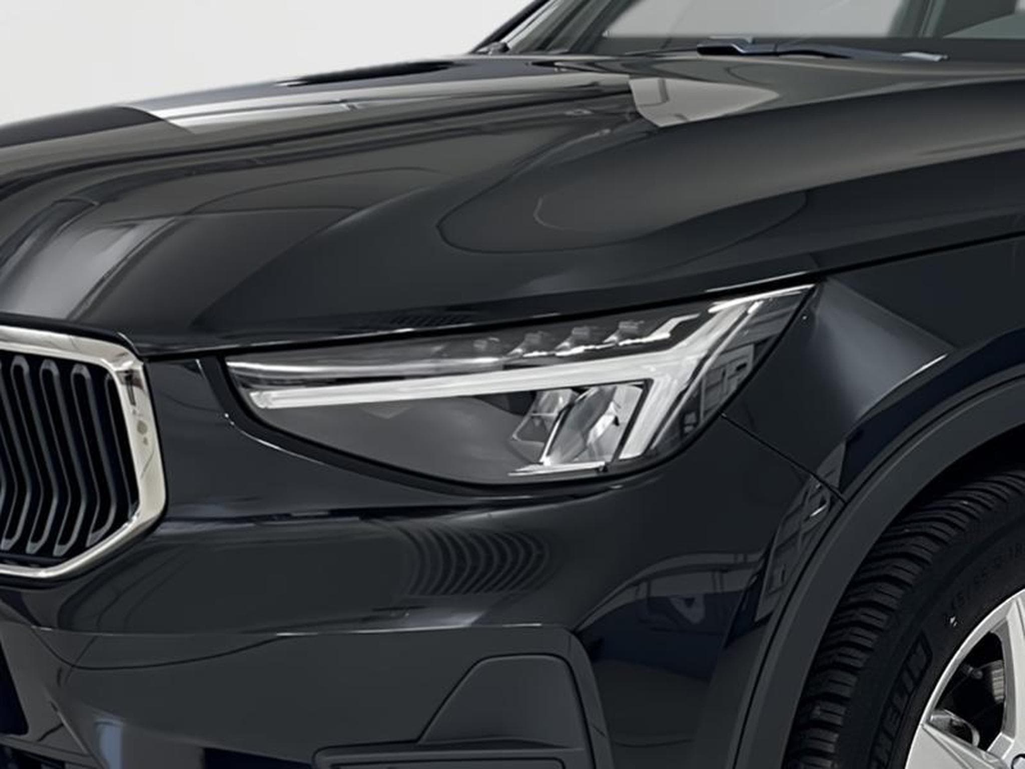 Volvo XC40 Core (2023) - Photo 3