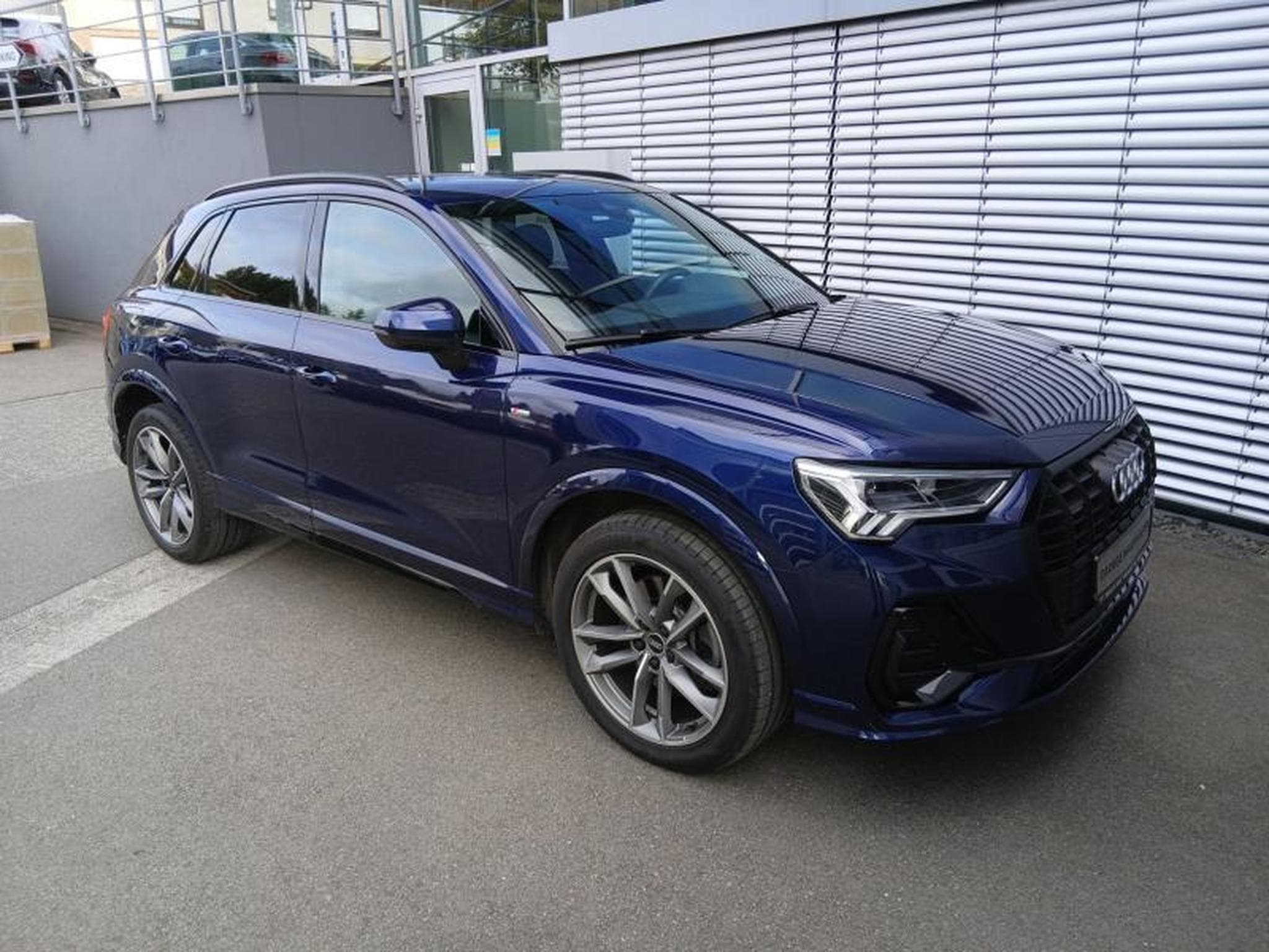 Audi Q3 S-line 40 TDI quattro s-tronic (2021) - Photo 5