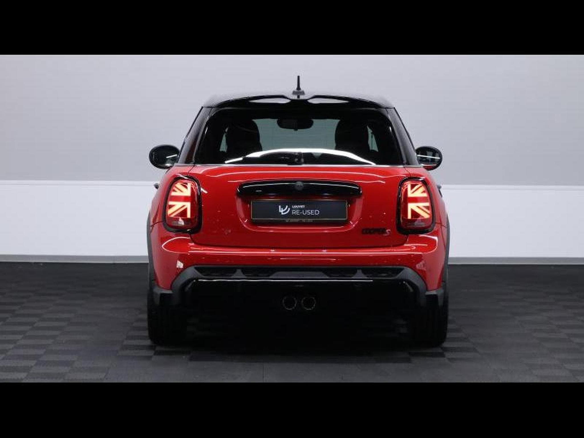 MINI Cooper 2.0 178 hatch JCW pack Steptronic (2021) - Photo 6