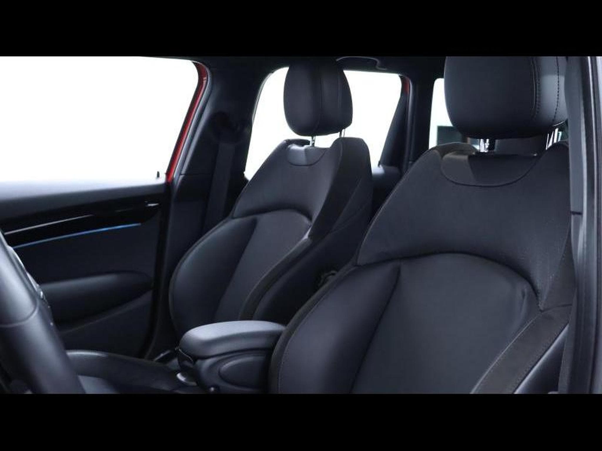 MINI Cooper 2.0 178 hatch JCW pack Steptronic (2021) - Photo 17