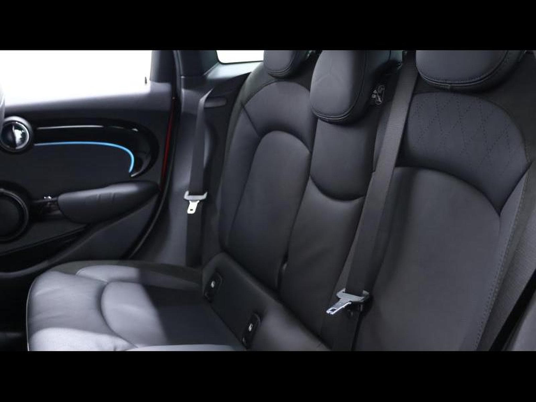 MINI Cooper 2.0 178 hatch JCW pack Steptronic (2021) - Photo 19