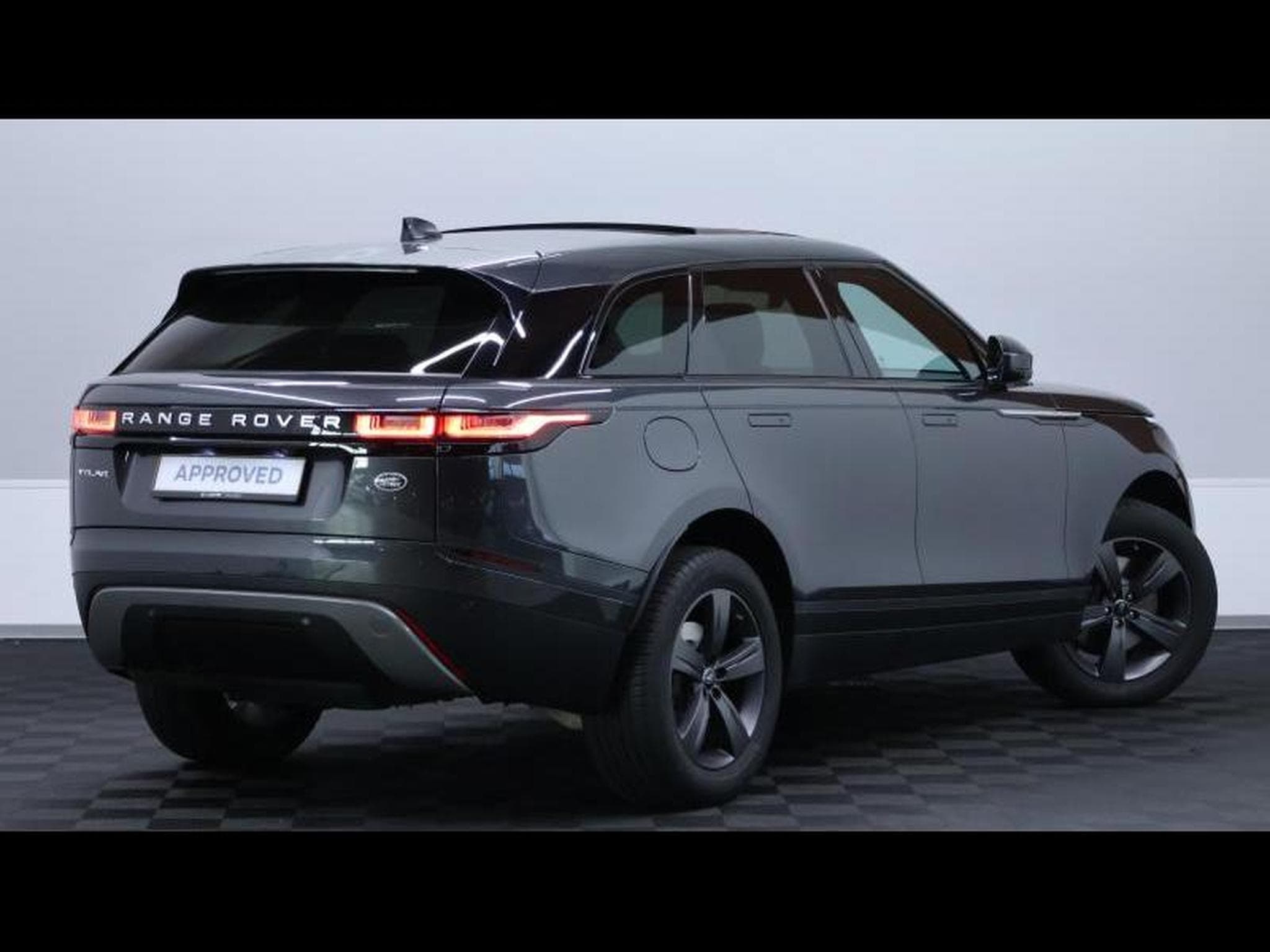 Land-Rover Range Rover Velar D200 S Auto AWD (2024) - Photo 5