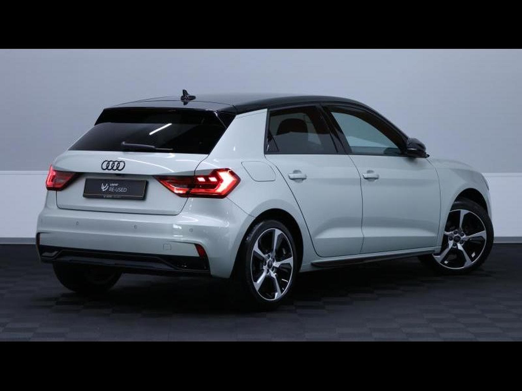 Audi A1 Sportback 30 TFSI S-Line S-tronic (2023) - Photo 5