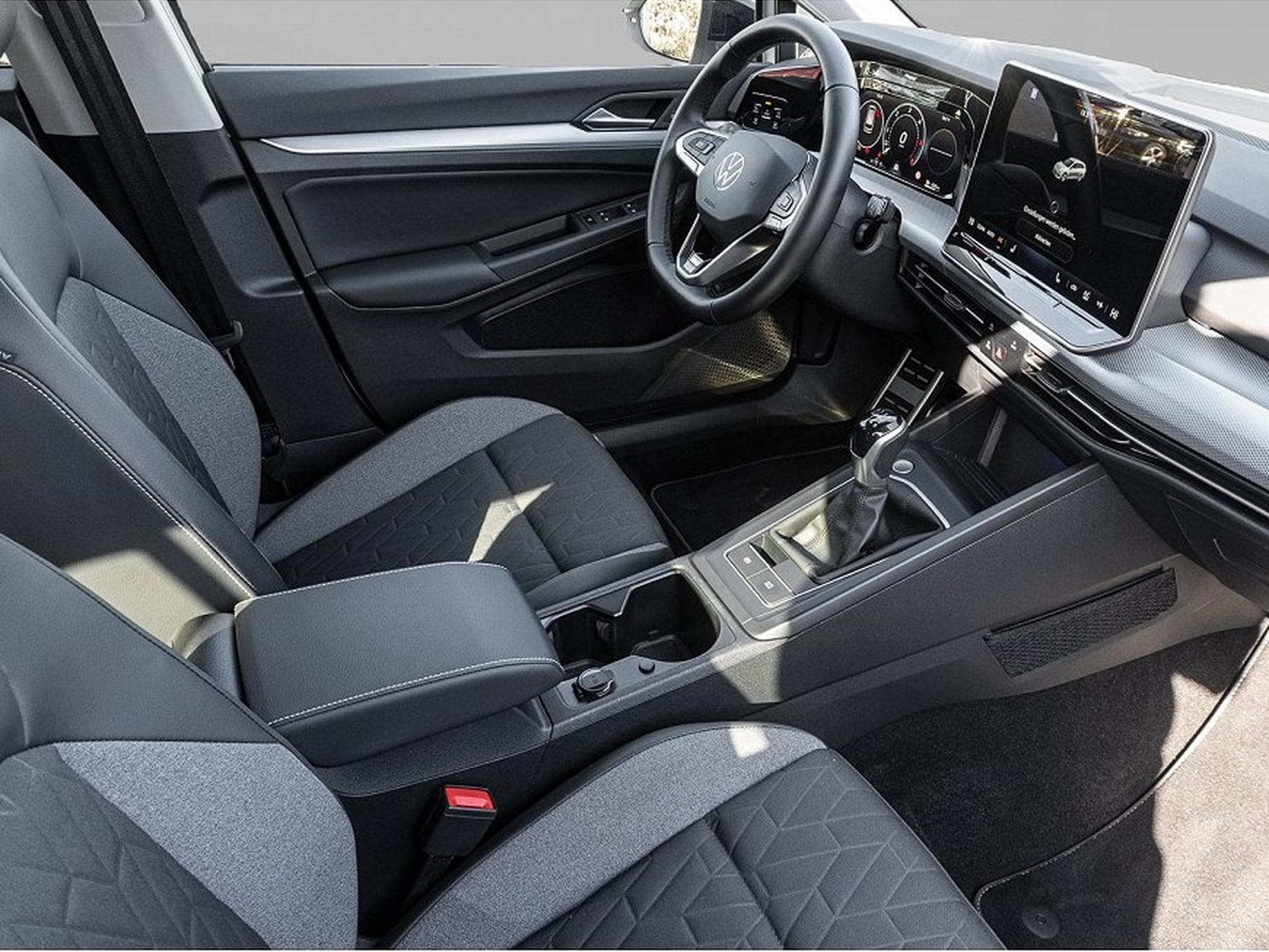 VW Golf (2025) - Photo 4