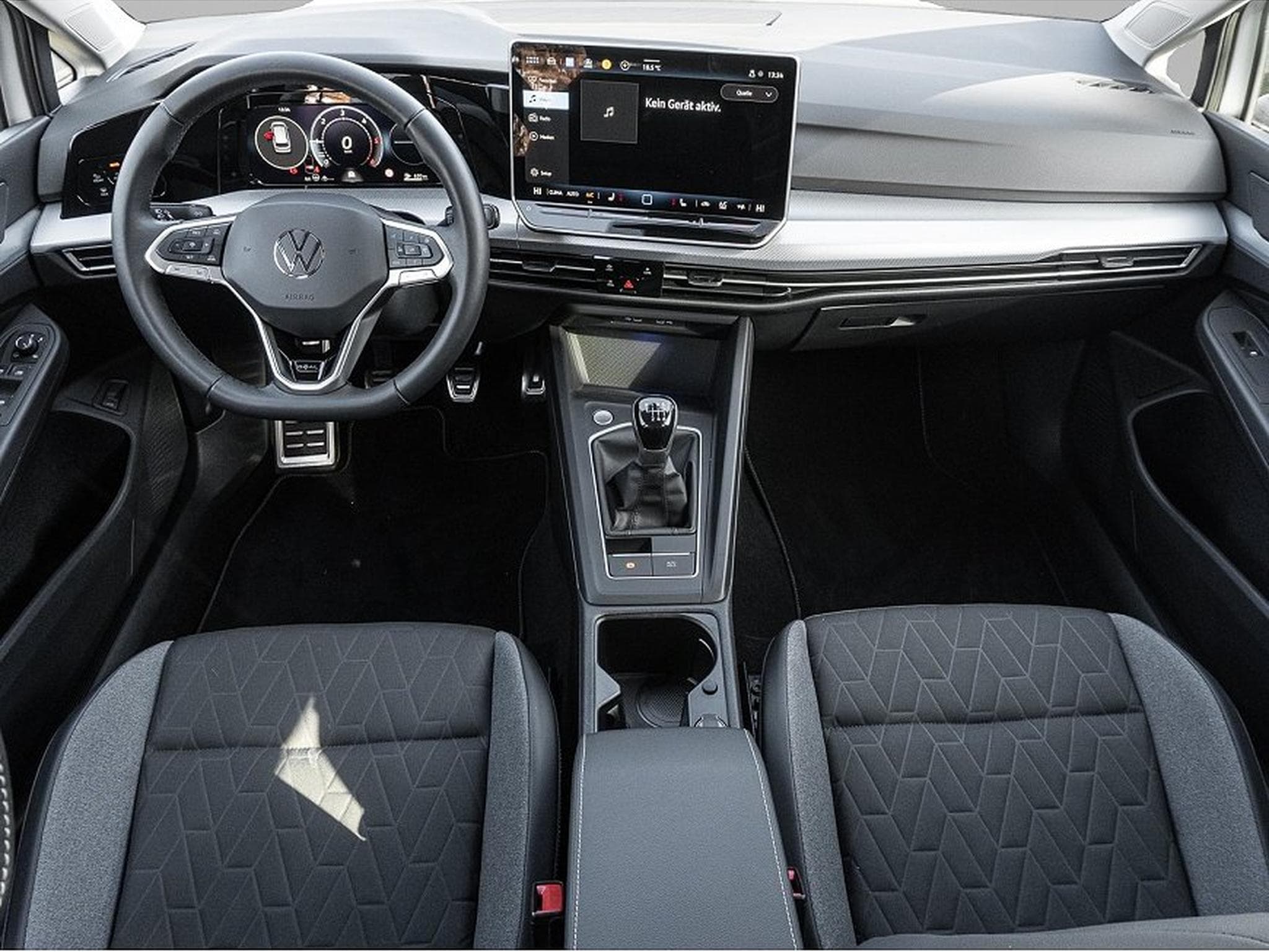 VW Golf (2025) - Photo 6