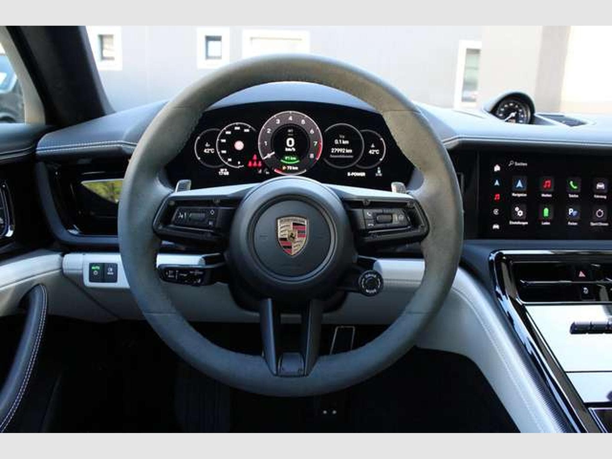 Porsche Panamera Panamera 4 E-Hybrid*ACC,Head-Up,Sitzlüft,14-Wege (2025) - Foto 9