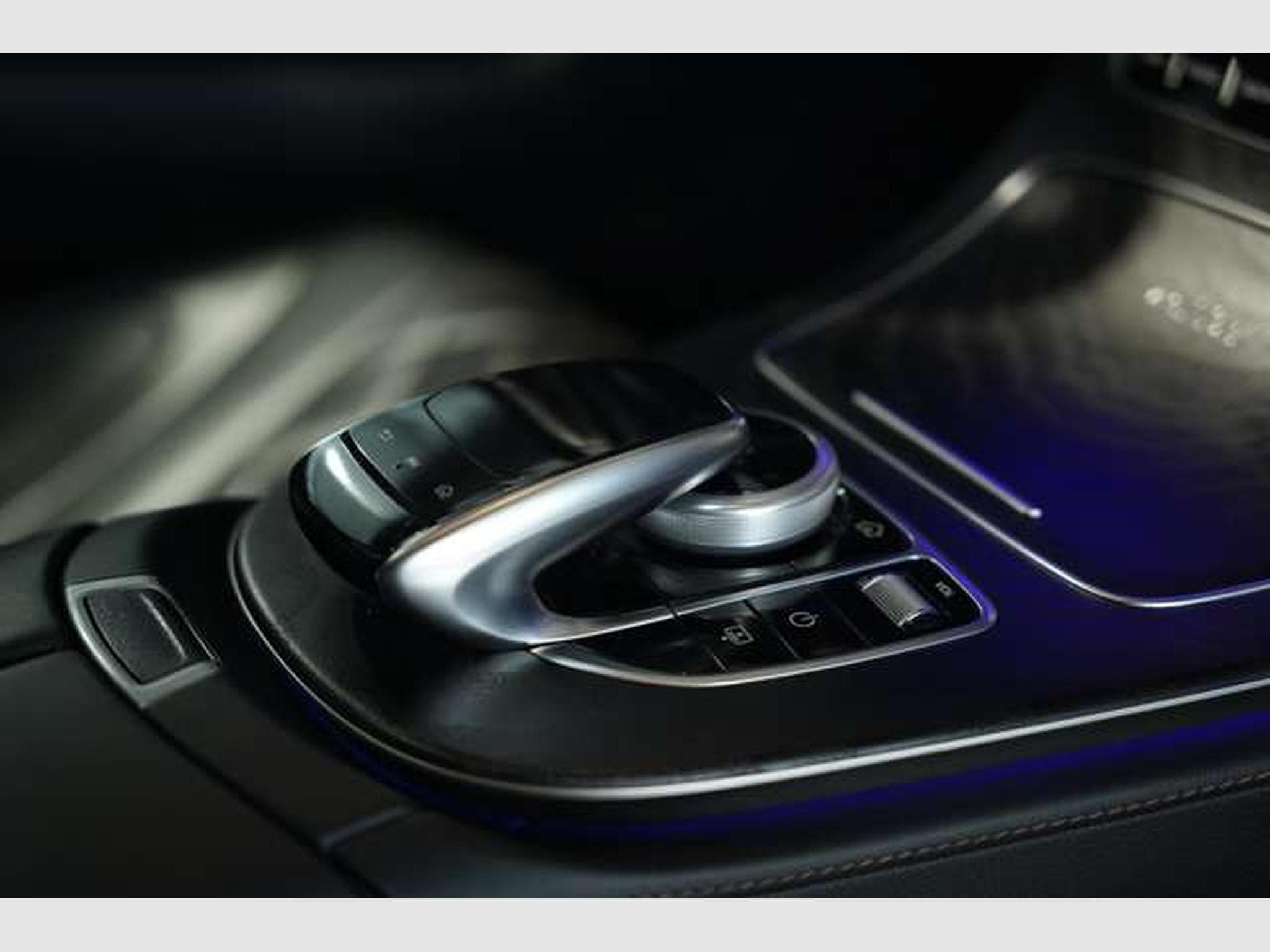Mercedes CLS 400 d 4M Edition 1 *21 *LUFT *GSD *H-UP (2018) - Photo 22
