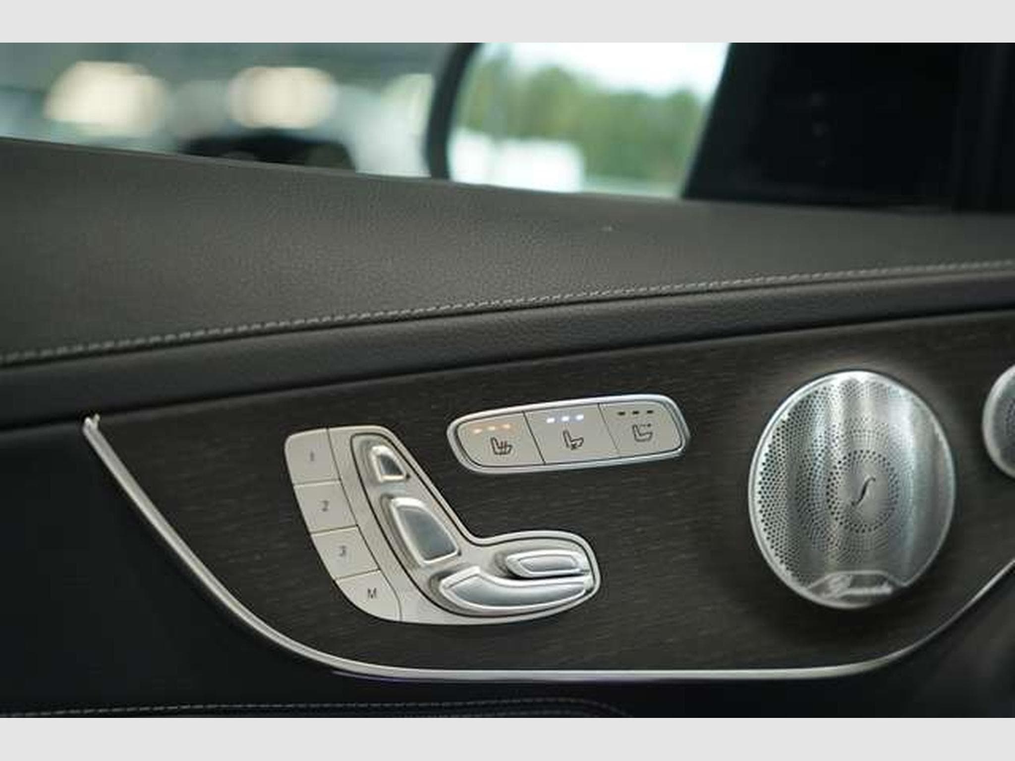 Mercedes C 43 AMG Cabrio 4M *19 *Night *HUD *Digital (2019) - Photo 28