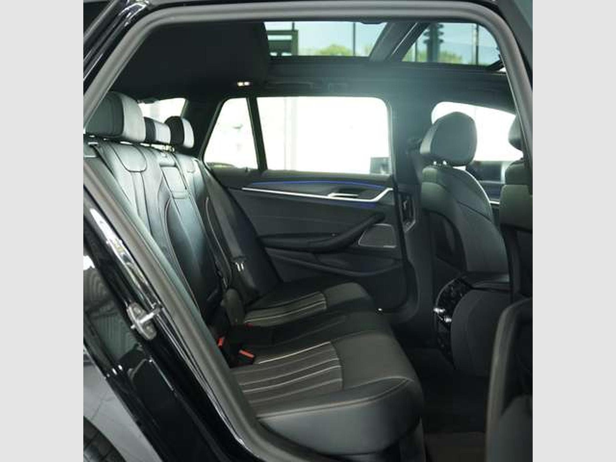 BMW 540 d Touring xD M Sport *2.H *ACC*Pano*HUD*AHK (2021) - Photo 21