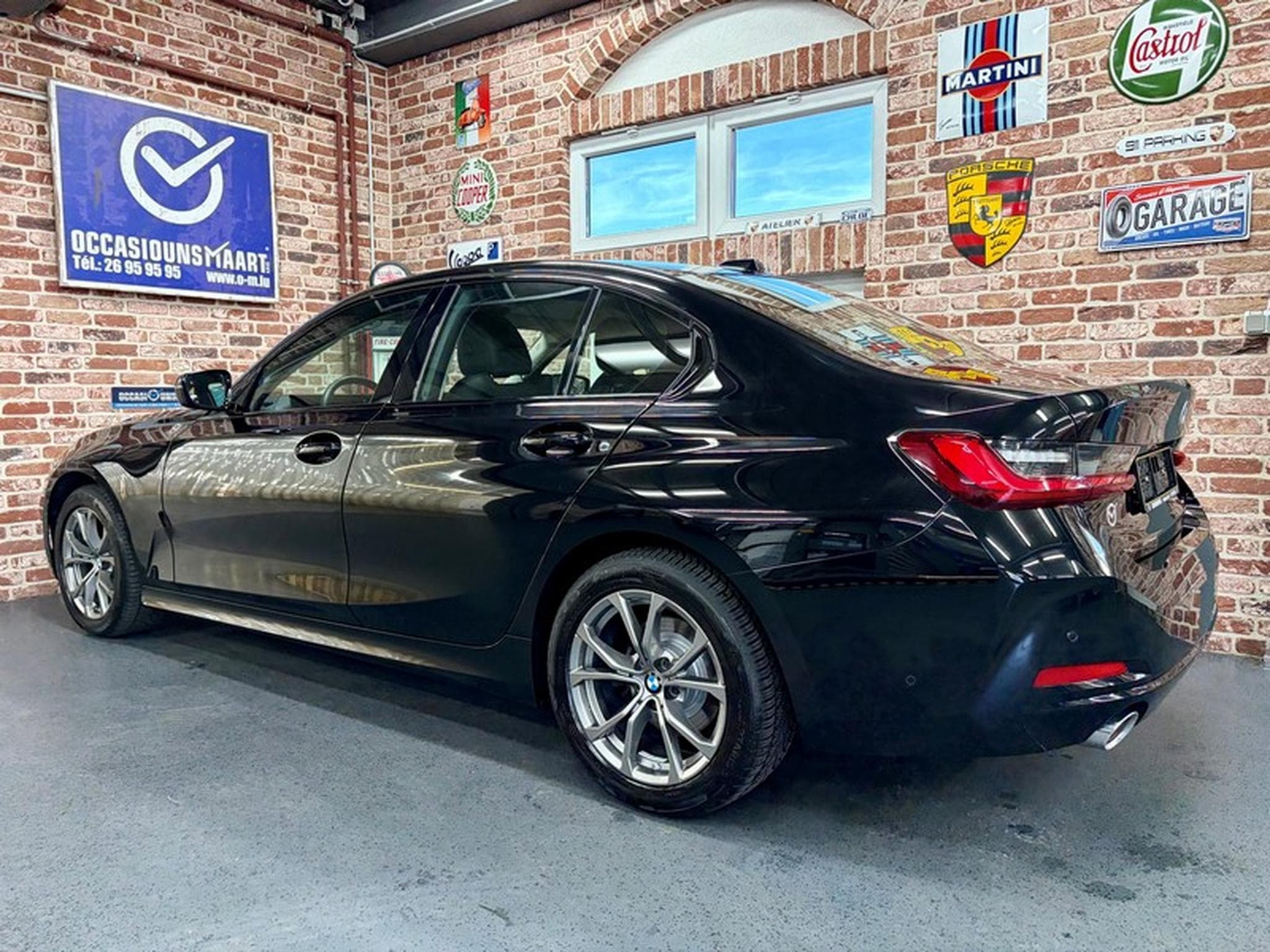 BMW 318 318iA Limousine 2.0 156cv Auto Navig/SiègeCh/Cam (2024) - Photo 2