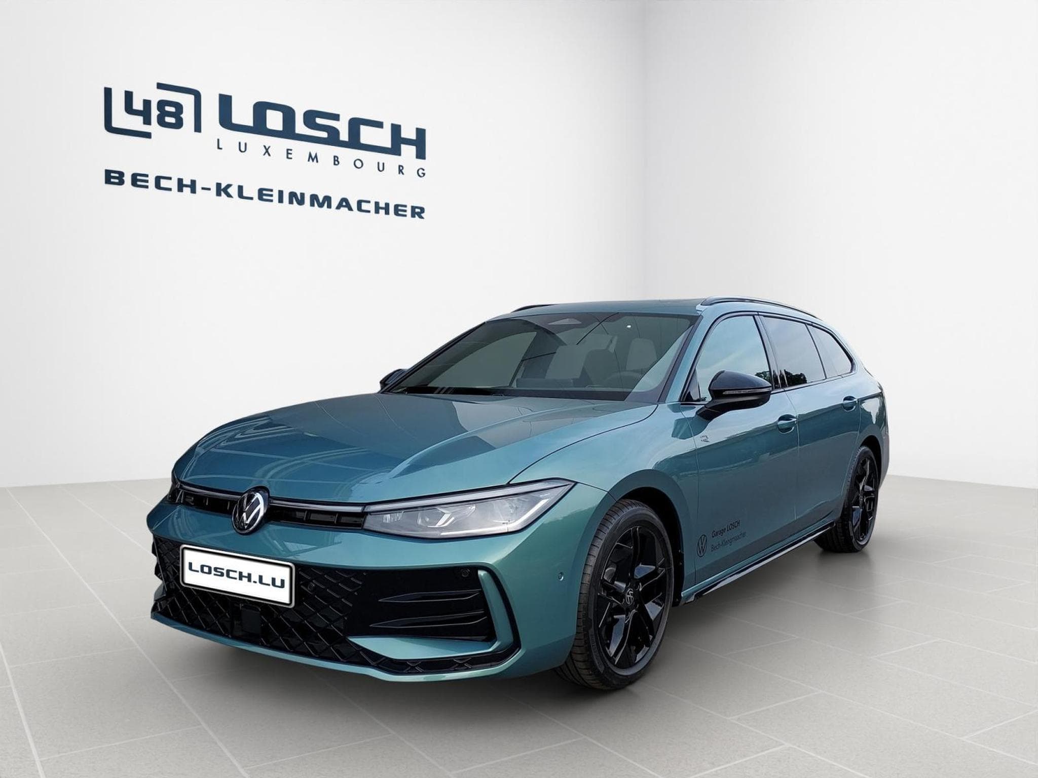 VW Passat R-Line (2026) - Photo 1