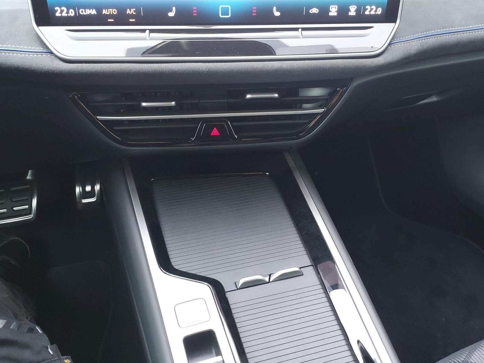VW Passat R-Line (2026) - Photo 11