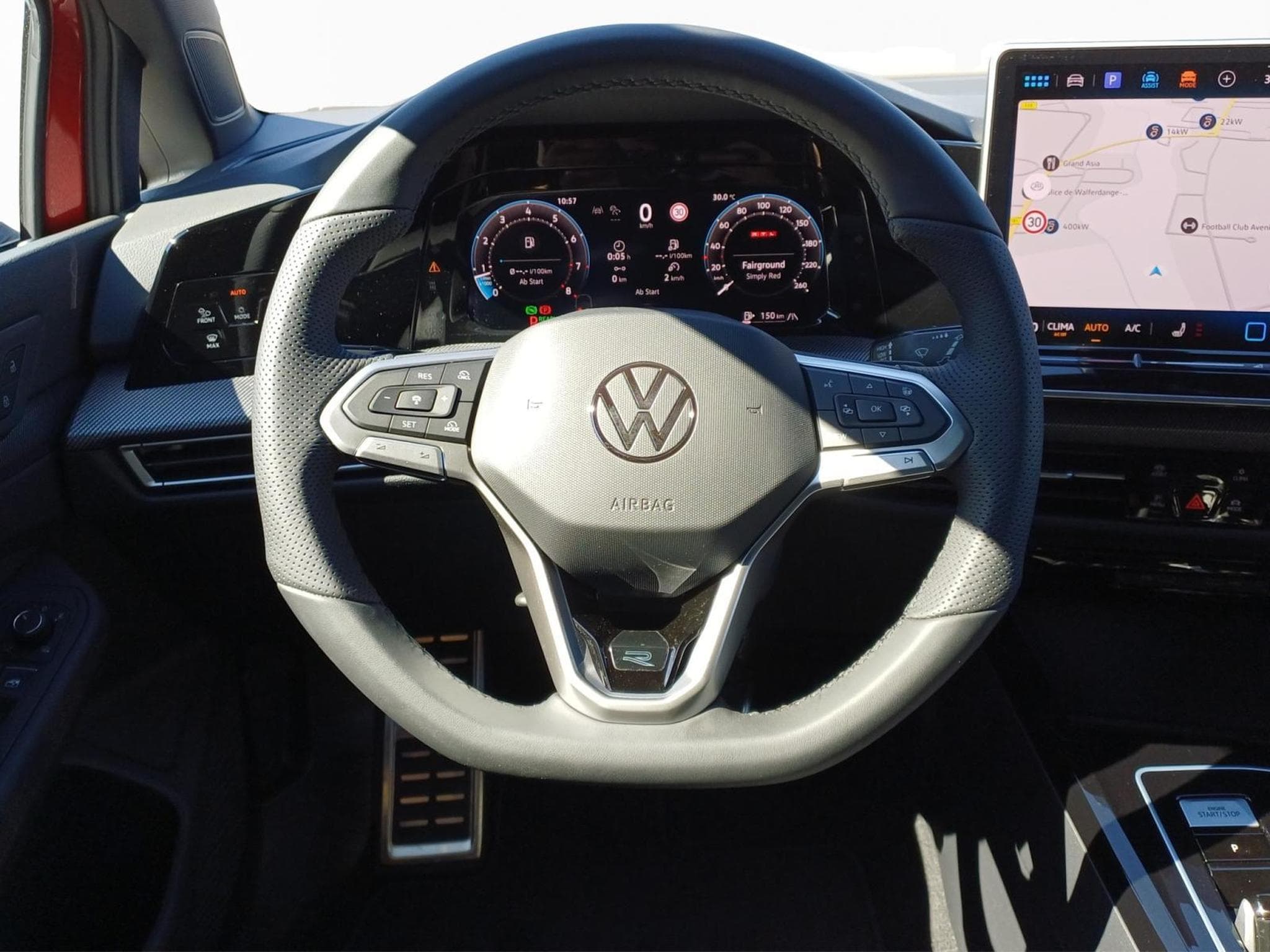 VW Golf R-Line (2026) - Photo 10