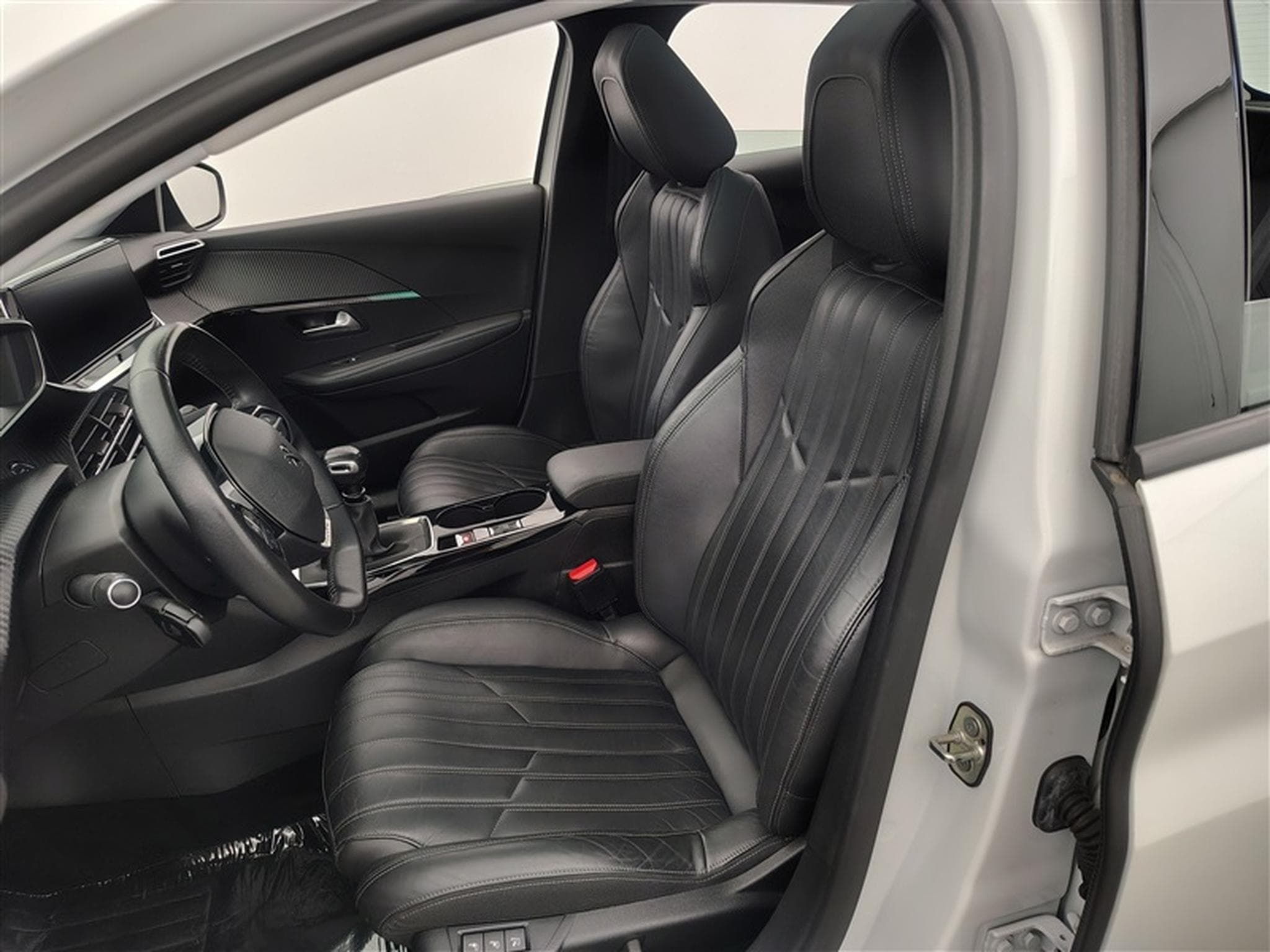 Peugeot 208 1.2i PureTech Allure CUIR/NAVI/PANO/LED/JA (2020) - Photo 7