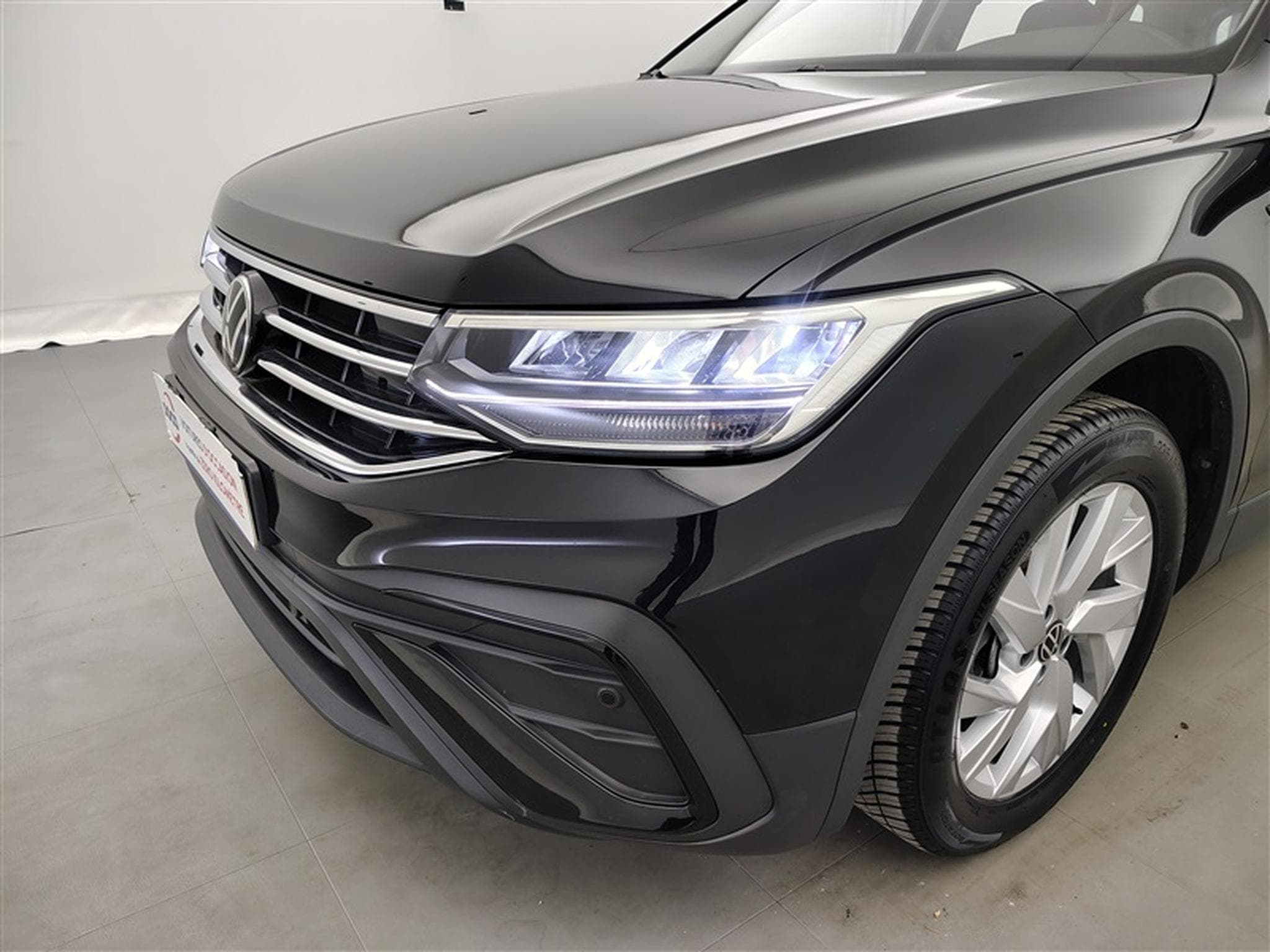 VW Tiguan 1.5 TSI 150Cv DSG Life 7PL / NAVI / FULL LED / ATT-REM (2025) - Foto 15