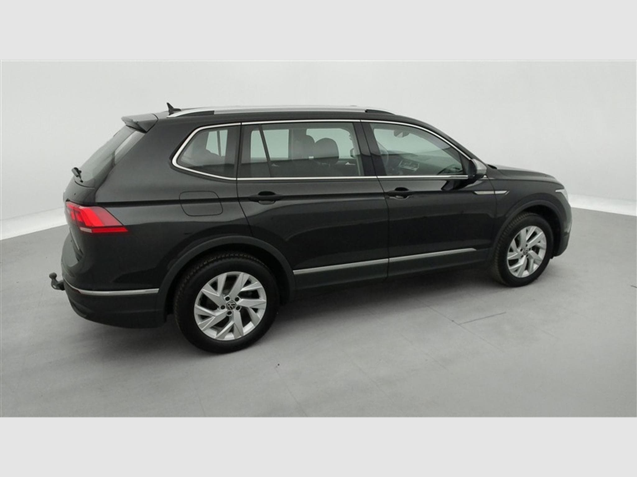 VW Tiguan 1.5 TSI 150Cv DSG Life 7PL / NAVI / FULL LED / ATT-REM (2025) - Foto 25